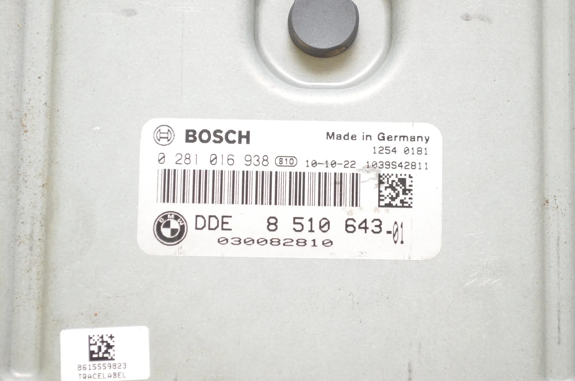Engine Ignition ECU Set – OEM 9241974 · BMW 5 Touring (F11) 525 d 2010 – 8