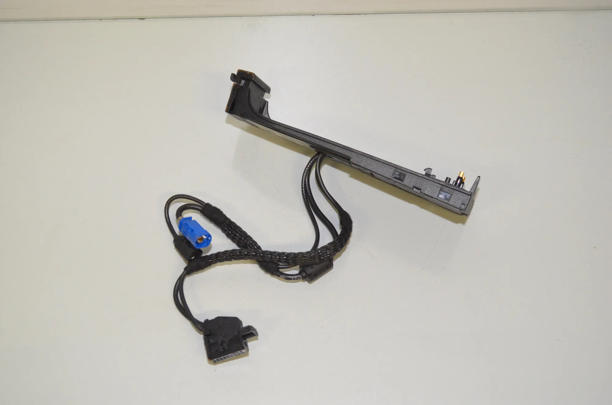 Phone Control Unit – OEM 9215829 · BMW 5 Touring (F11) 525 d 2010 – 2