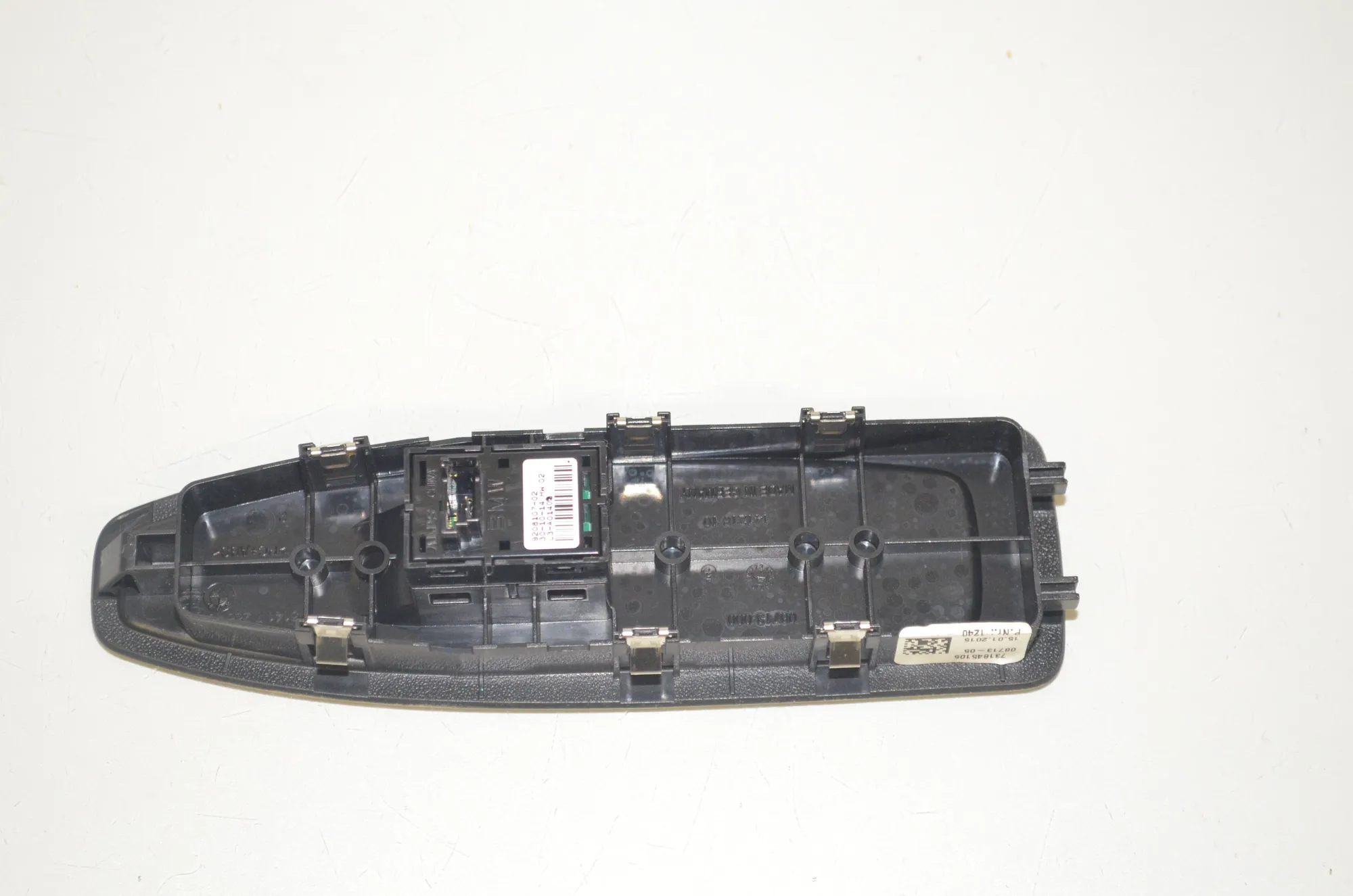 Front Right Door Window Switch – OEM 9208107 · BMW 2 Cabrio (F23) 220 d 2015 – 3