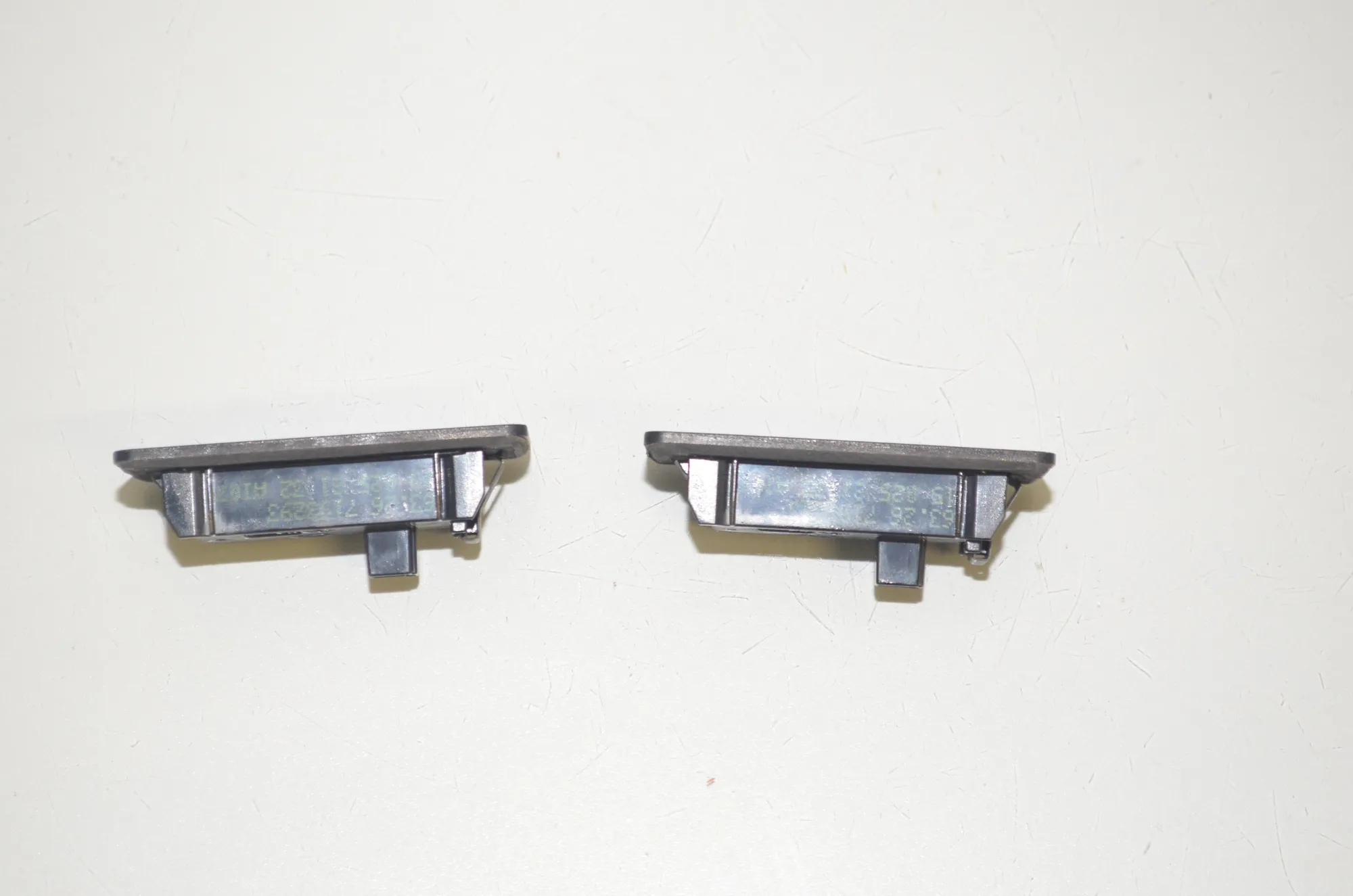 License Plate Lights – OEM 7193293 · BMW 2 Cabrio (F23) 220 d 2015 – 2