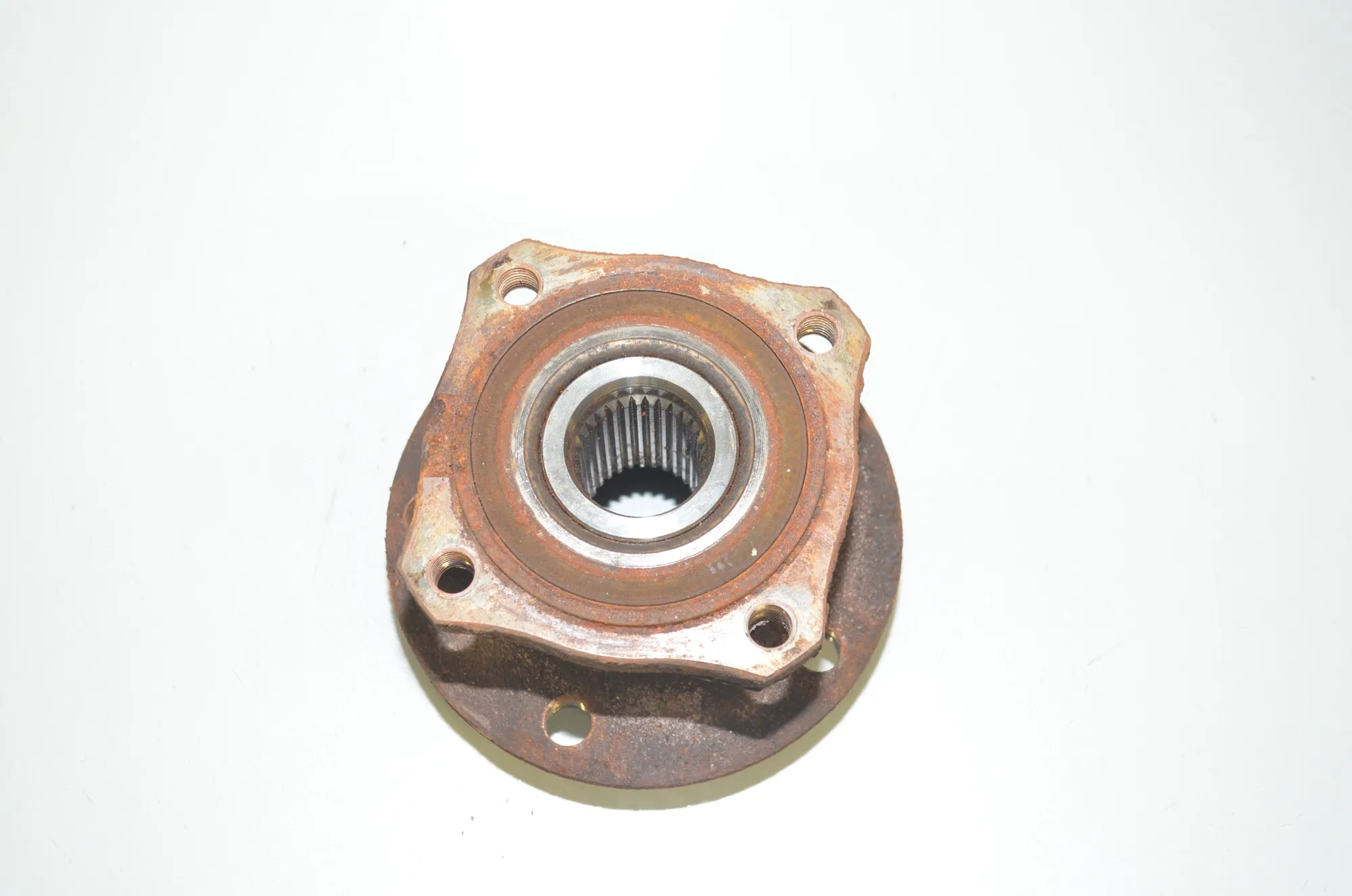 Rear Left Wheel Bearing – OEM 6867815 · BMW X3 (F25) sDrive 20 i 2014 – 3