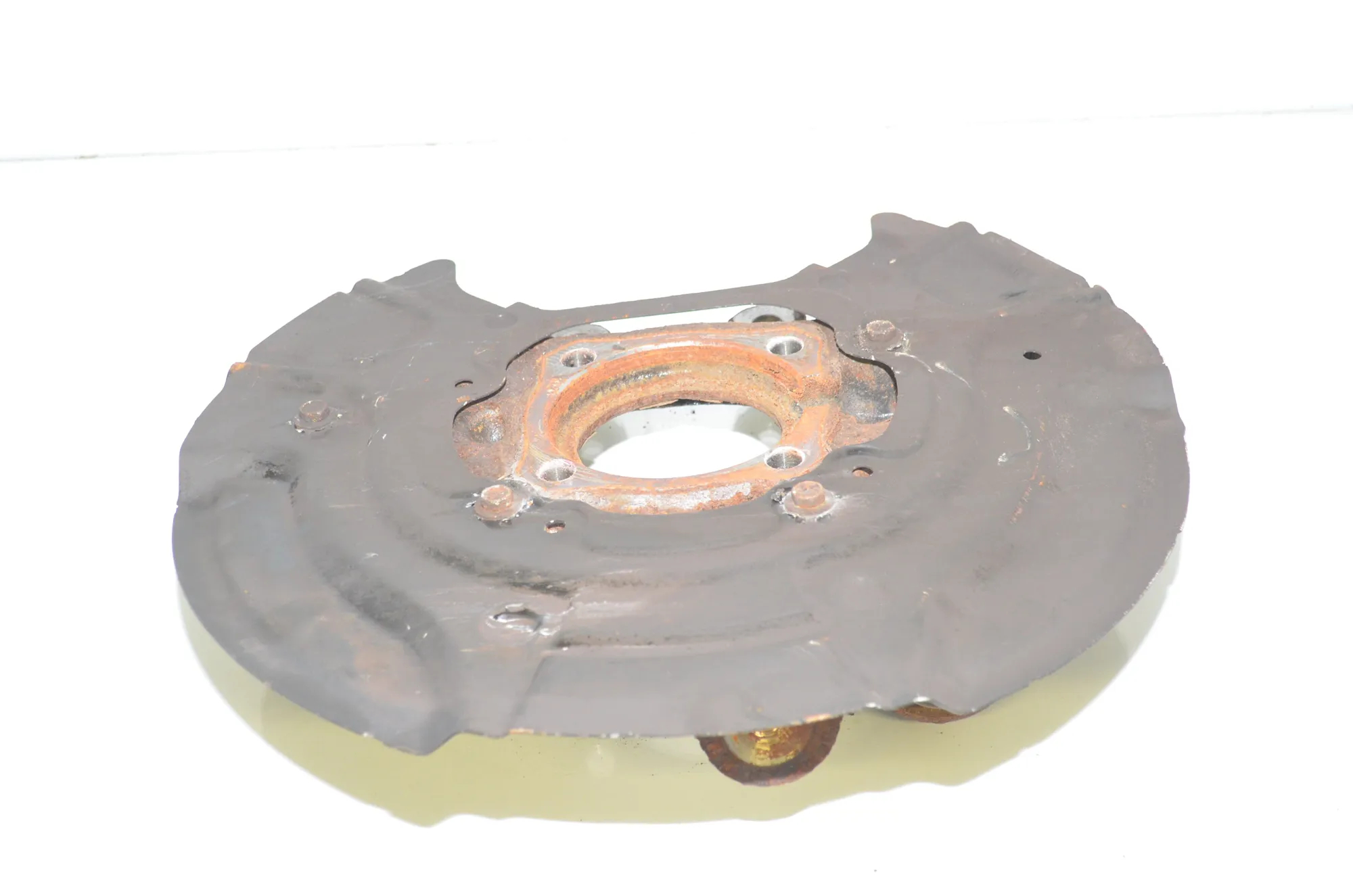 Rear Right Wheel Hub – OEM 6797570 · BMW X3 (F25) sDrive 20 i 2014 – 2