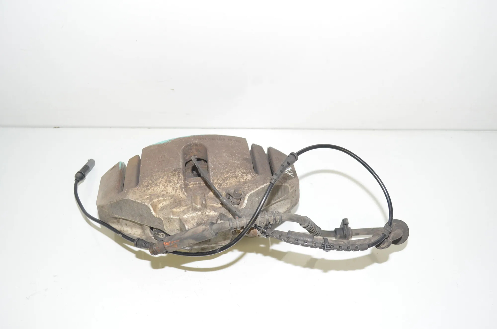 Front Left Brake Caliper – OEM 6792689 · BMW 5 Touring (F11) 525 d 2010 – 2