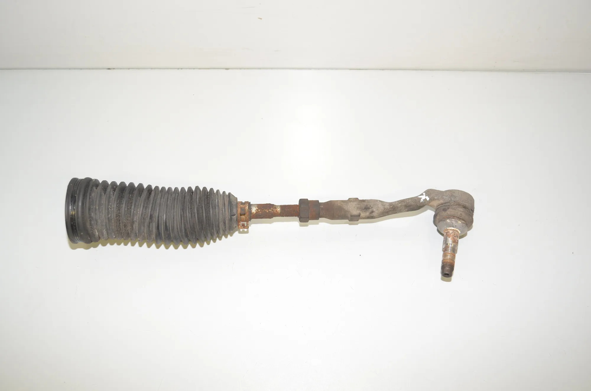 Left Side Steering Tie Rod – OEM 6784716 · BMW 5 Touring (F11) 530 d xDrive 2013 – 2