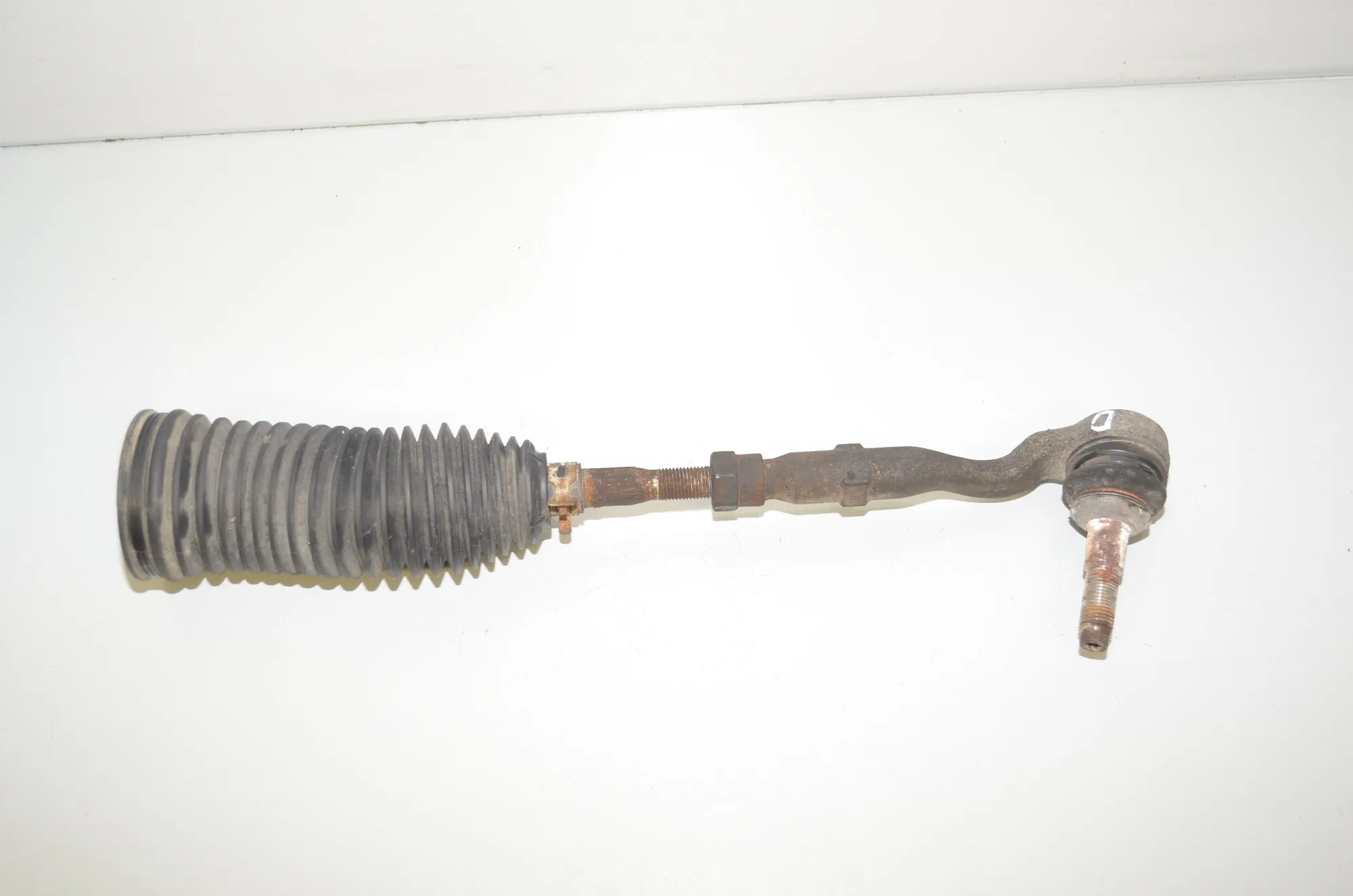 Right Side Steering Tie Rod – OEM 6784719 · BMW 5 Touring (F11) 530 d xDrive 2013 – 2