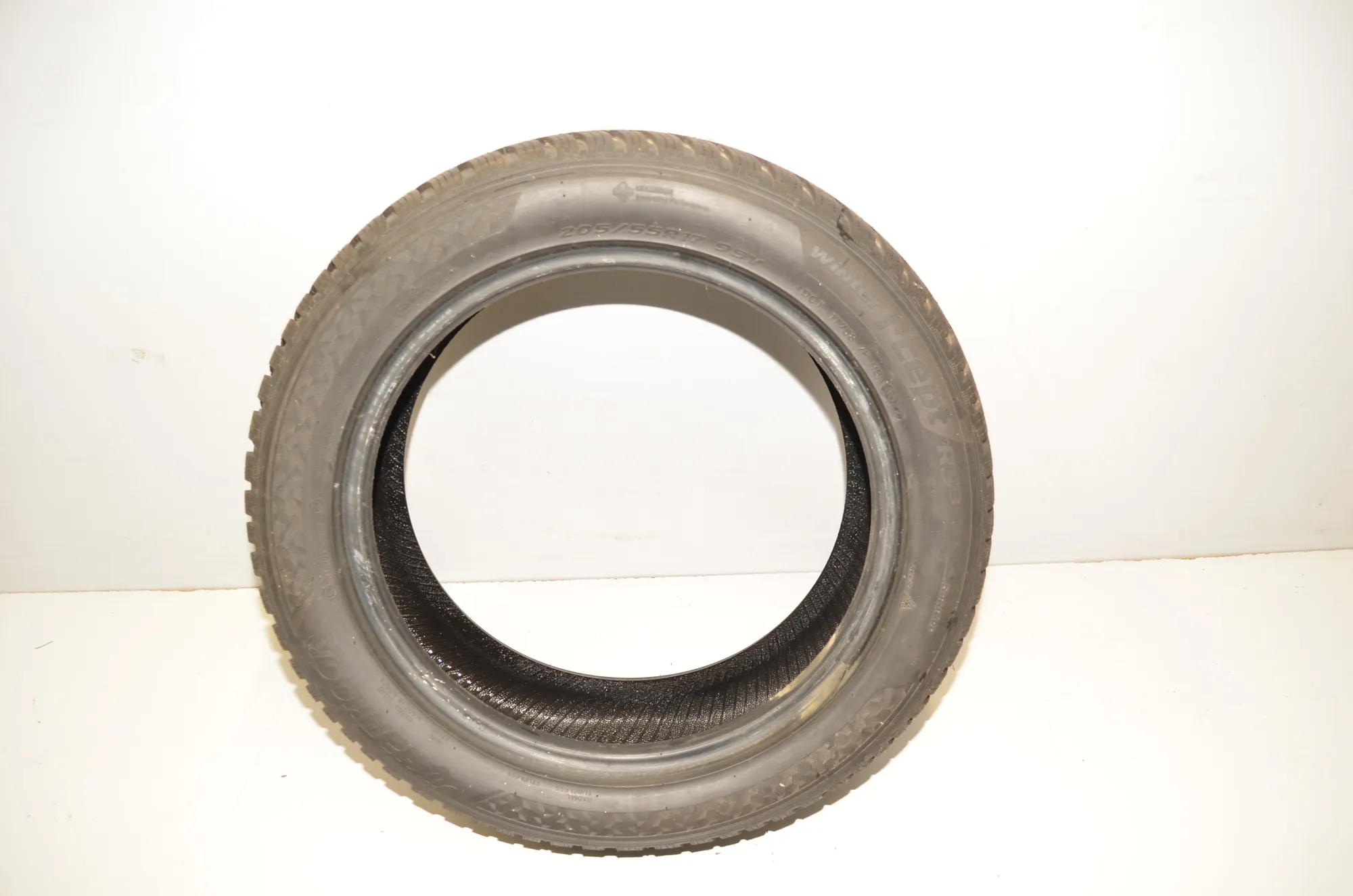 Tire · BMW 2 Gran Tourer (F46) 220 d xDrive 2020 – 3