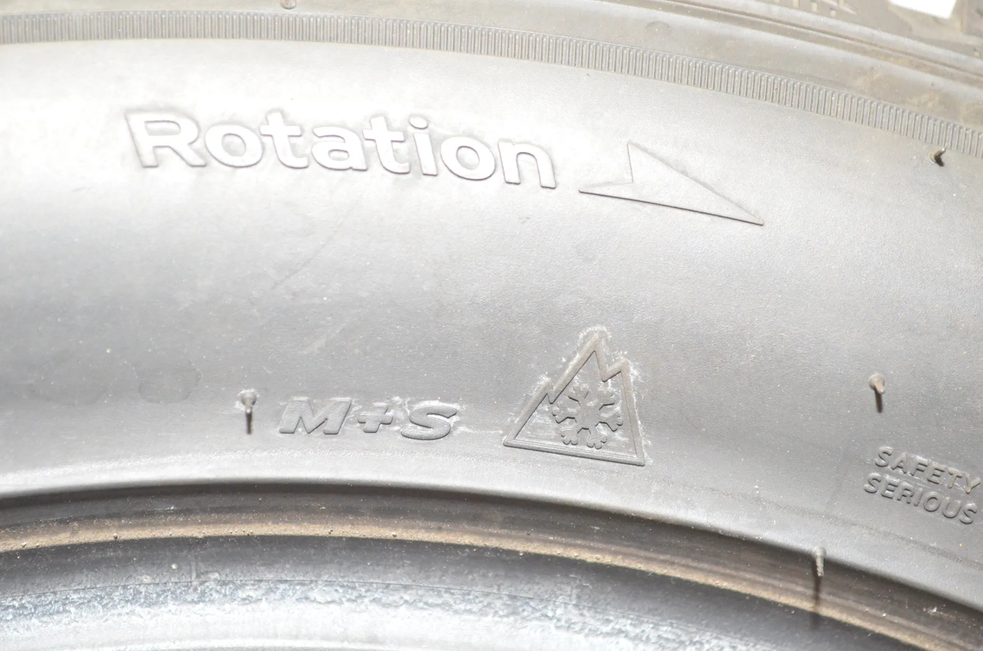 Tire · BMW 2 Gran Tourer (F46) 220 d xDrive 2020 – 7