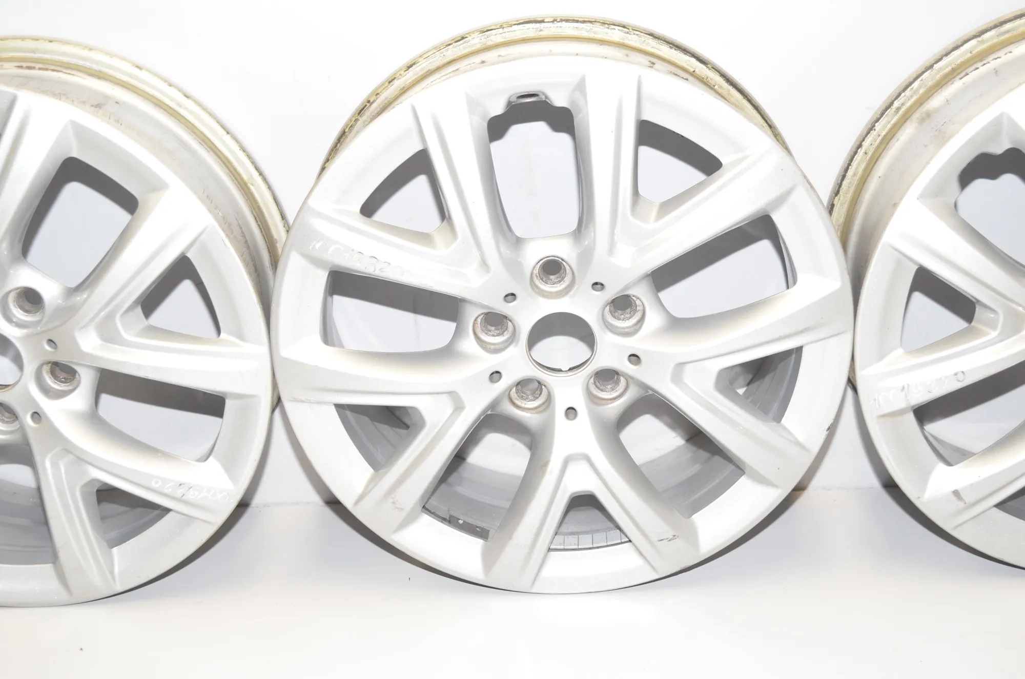 Alloy Wheel Set – OEM 6884815 · BMW 2 Gran Tourer (F46) 220 d xDrive 2020 – 5