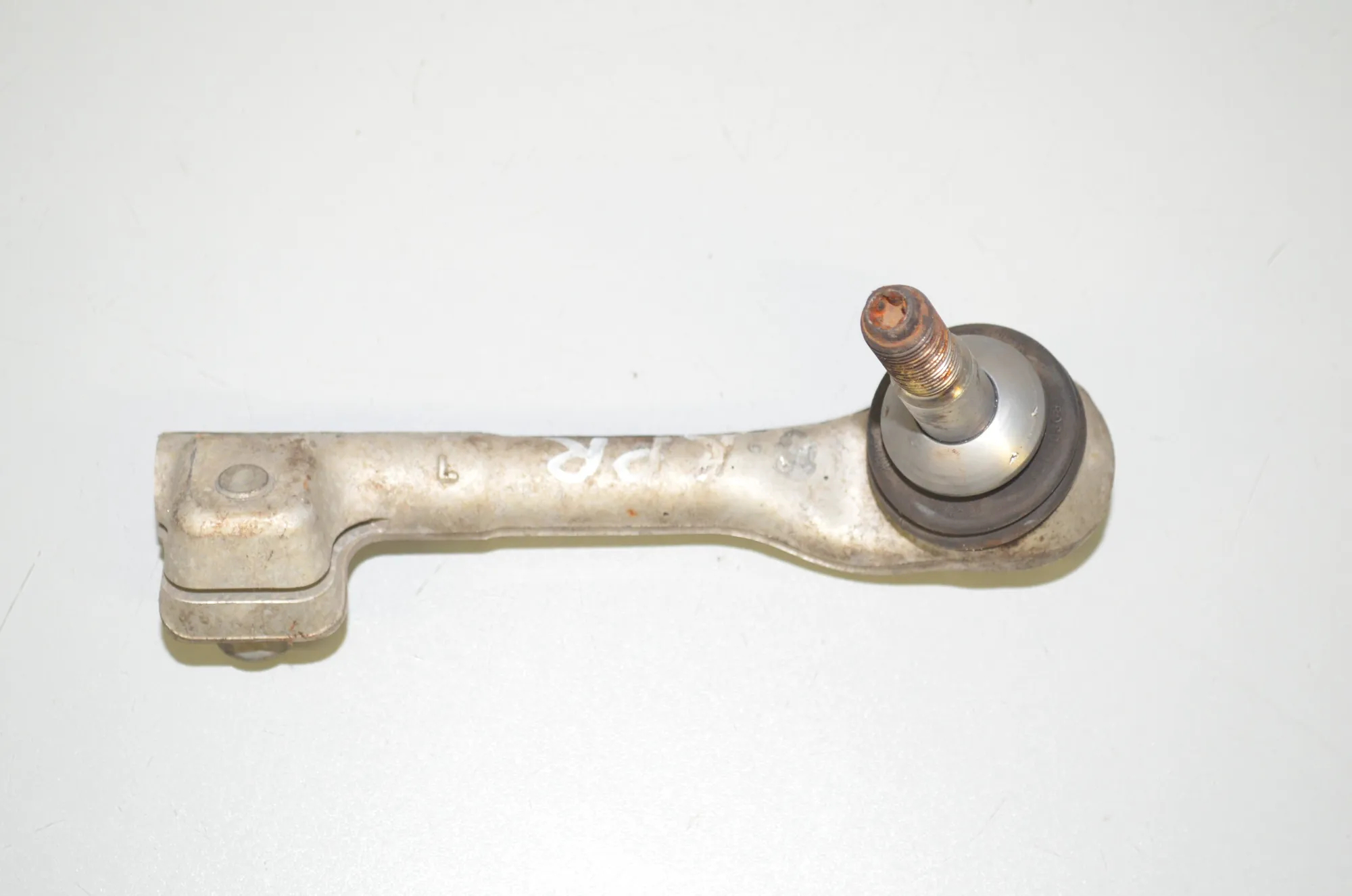 Left Side Steering Tie Rod – OEM 6851409 · BMW i3 (I01) Hybrid 2018 – 2