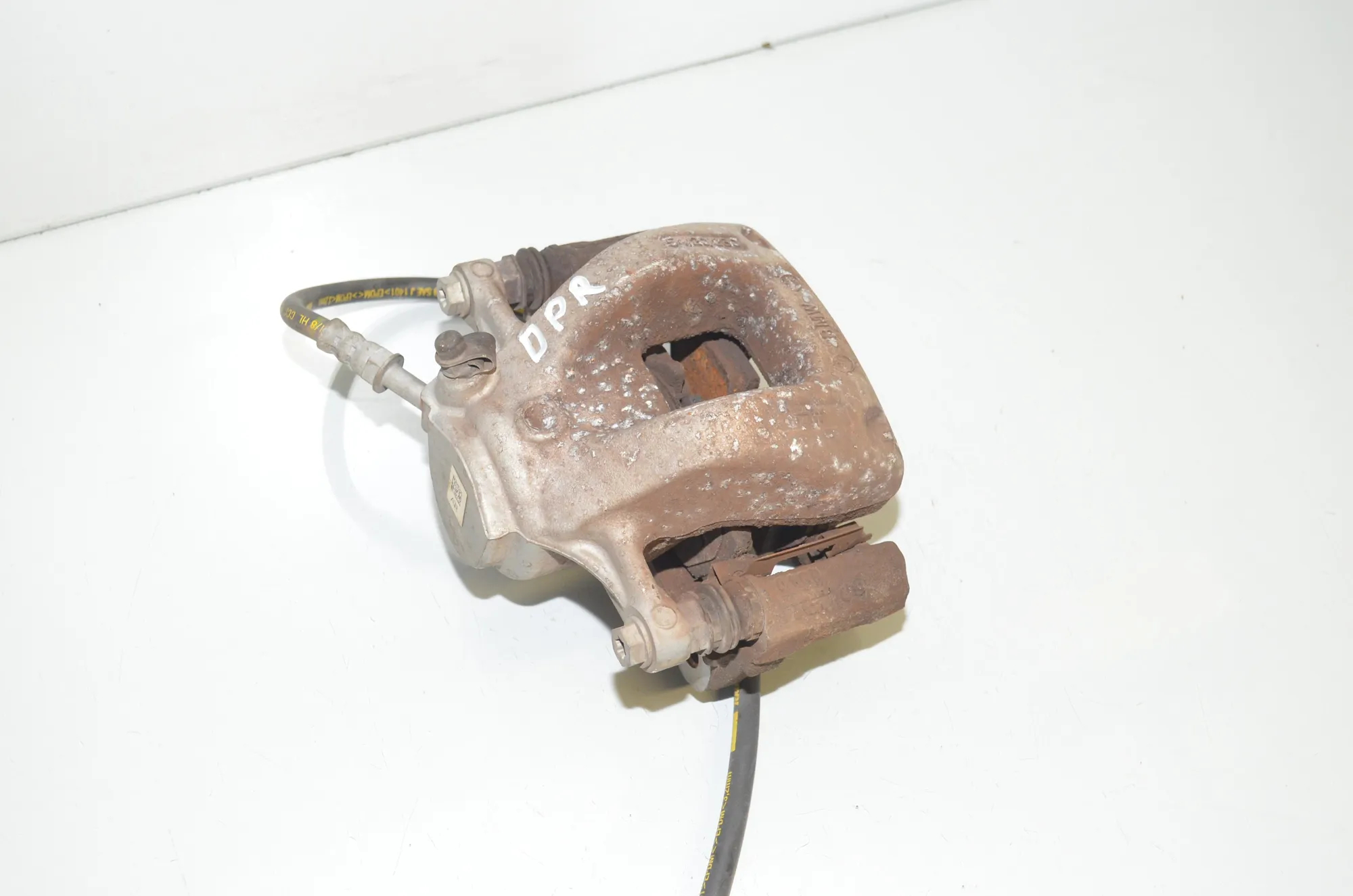 Front Right Brake Caliper – OEM 6860270 · BMW i3 (I01) Hybrid 2018