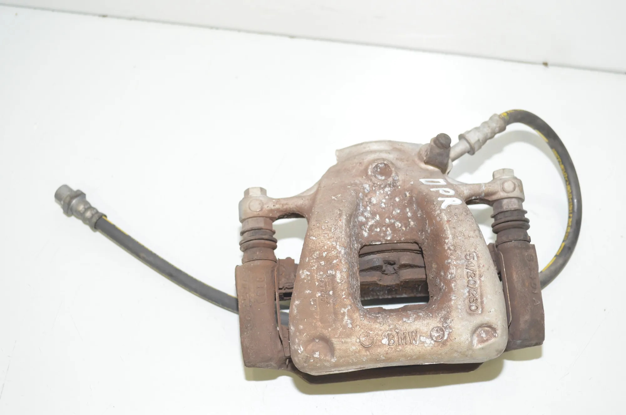 Front Right Brake Caliper – OEM 6860270 · BMW i3 (I01) Hybrid 2018 – 2