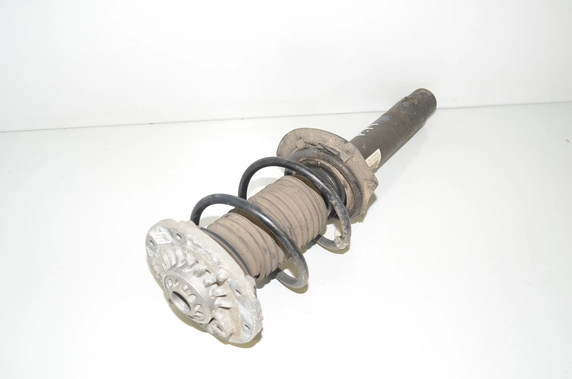 Front Left Shock Absorber – OEM 6873762 · BMW 4 Cabrio (F33, F83) 420 i 2017 – 3