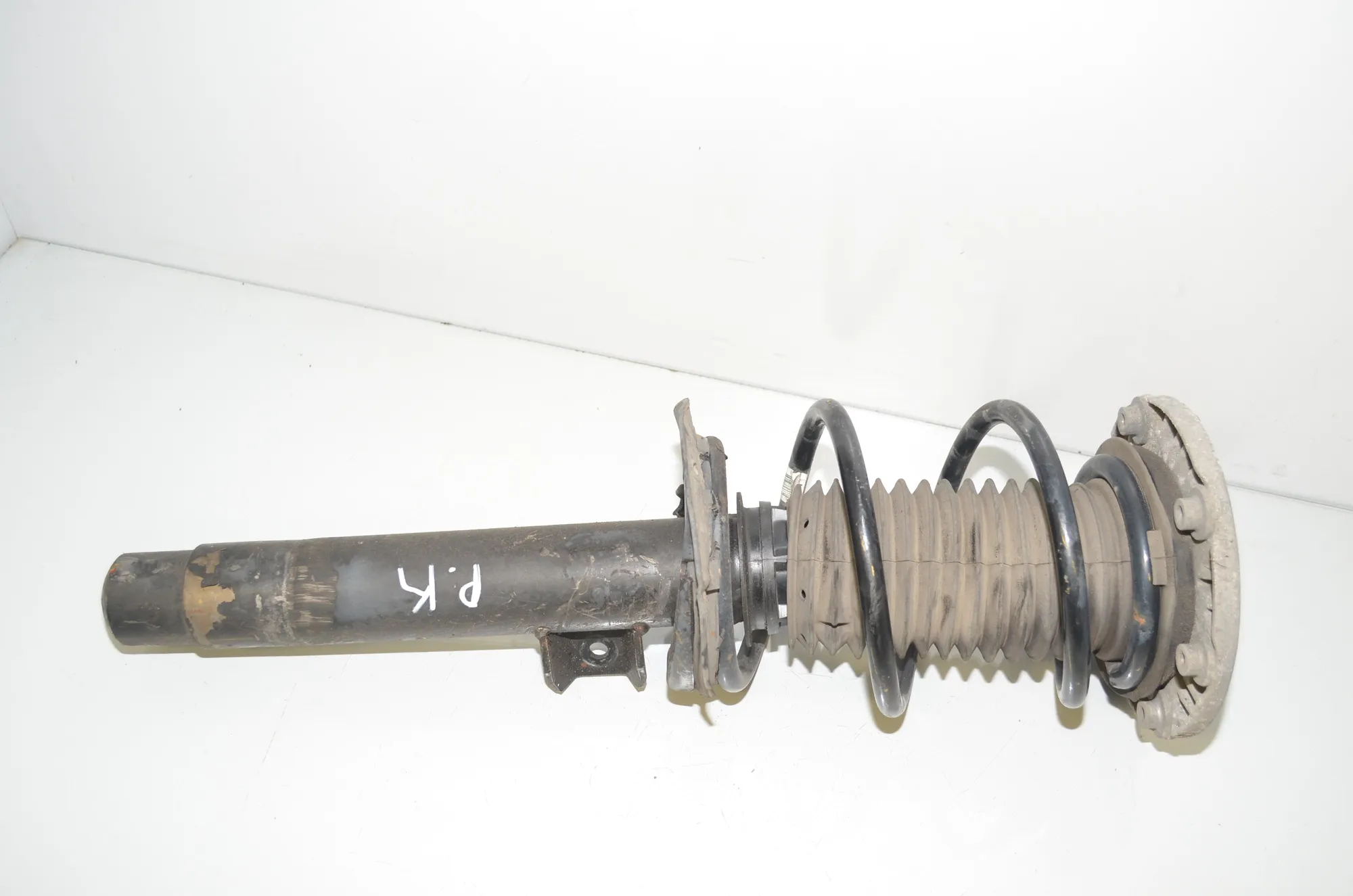 Front Left Shock Absorber – OEM 6873762 · BMW 4 Cabrio (F33, F83) 420 i 2017