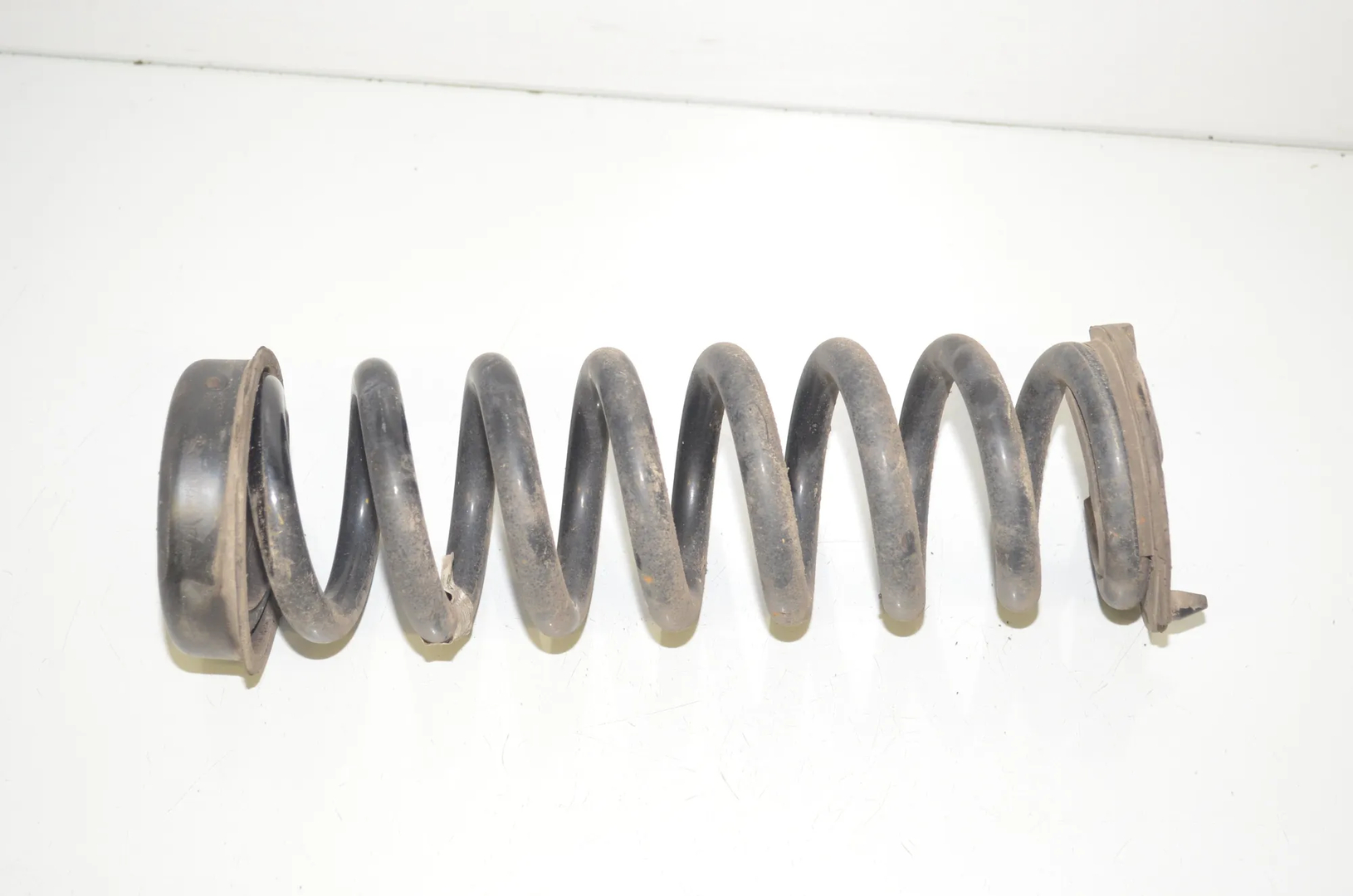 Rear Left Coil Spring – OEM 6851932 · BMW 4 Cabrio (F33, F83) 420 i 2017 – 3