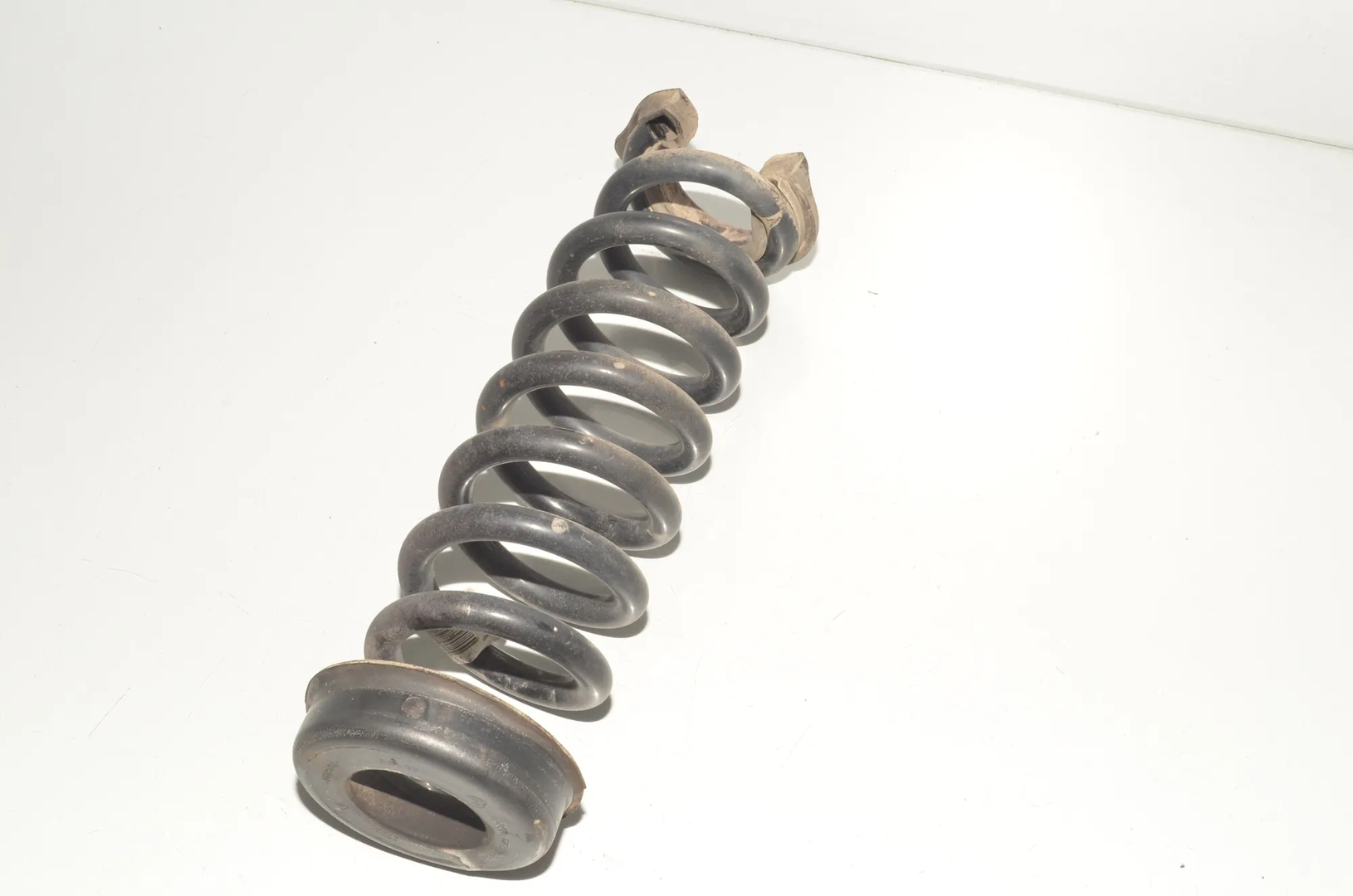 Rear Right Coil Spring – OEM 6851930 · BMW 2 Cabrio (F23) 220 d 2015 – 2