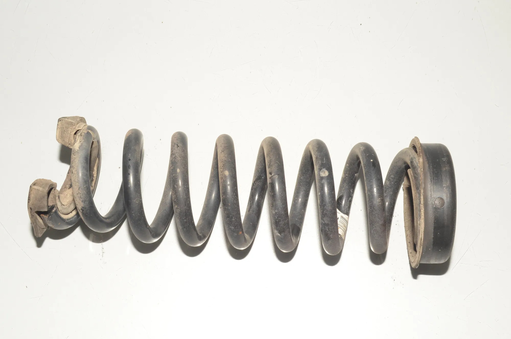 Rear Right Coil Spring – OEM 6851930 · BMW 2 Cabrio (F23) 220 d 2015 – 4
