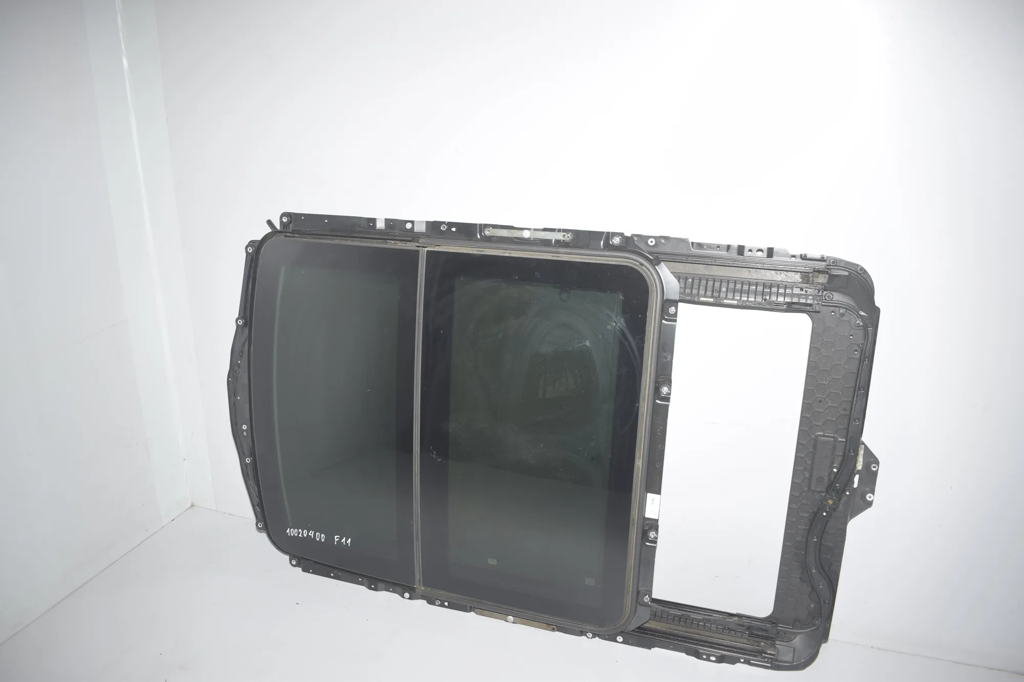 Sunroof – OEM 9127381 · BMW 5 Touring (F11) 530 d xDrive 2013 – 3