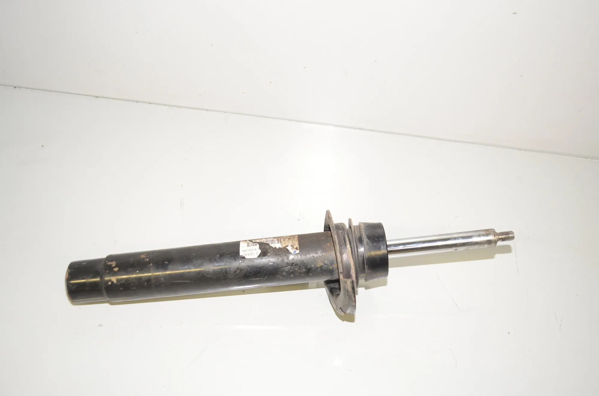 Front Right Shock Absorber – OEM 6868522 · BMW 2 Cabrio (F23) 220 d 2015 – 3