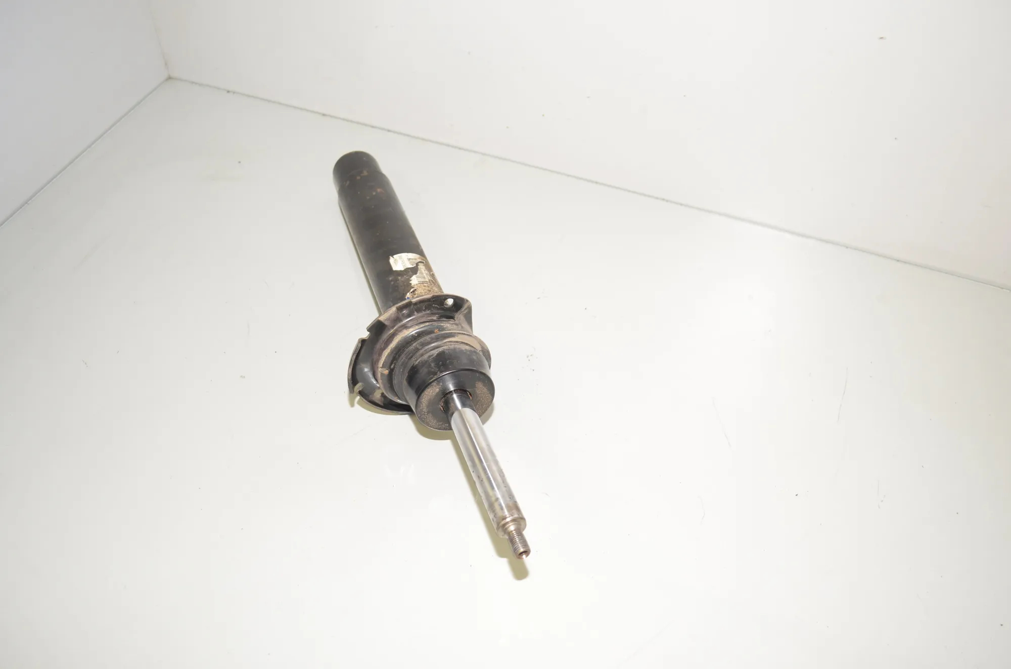 Front Right Shock Absorber – OEM 6868522 · BMW 2 Cabrio (F23) 220 d 2015 – 4