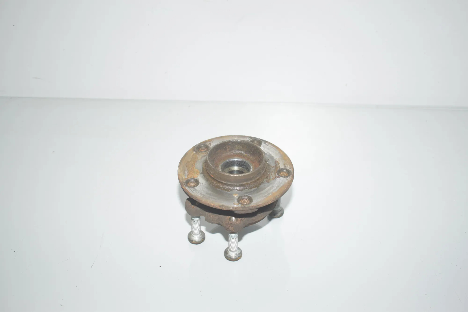 Front Right Wheel Bearing – OEM 6870725 · BMW X3 (F25) sDrive 20 i 2014