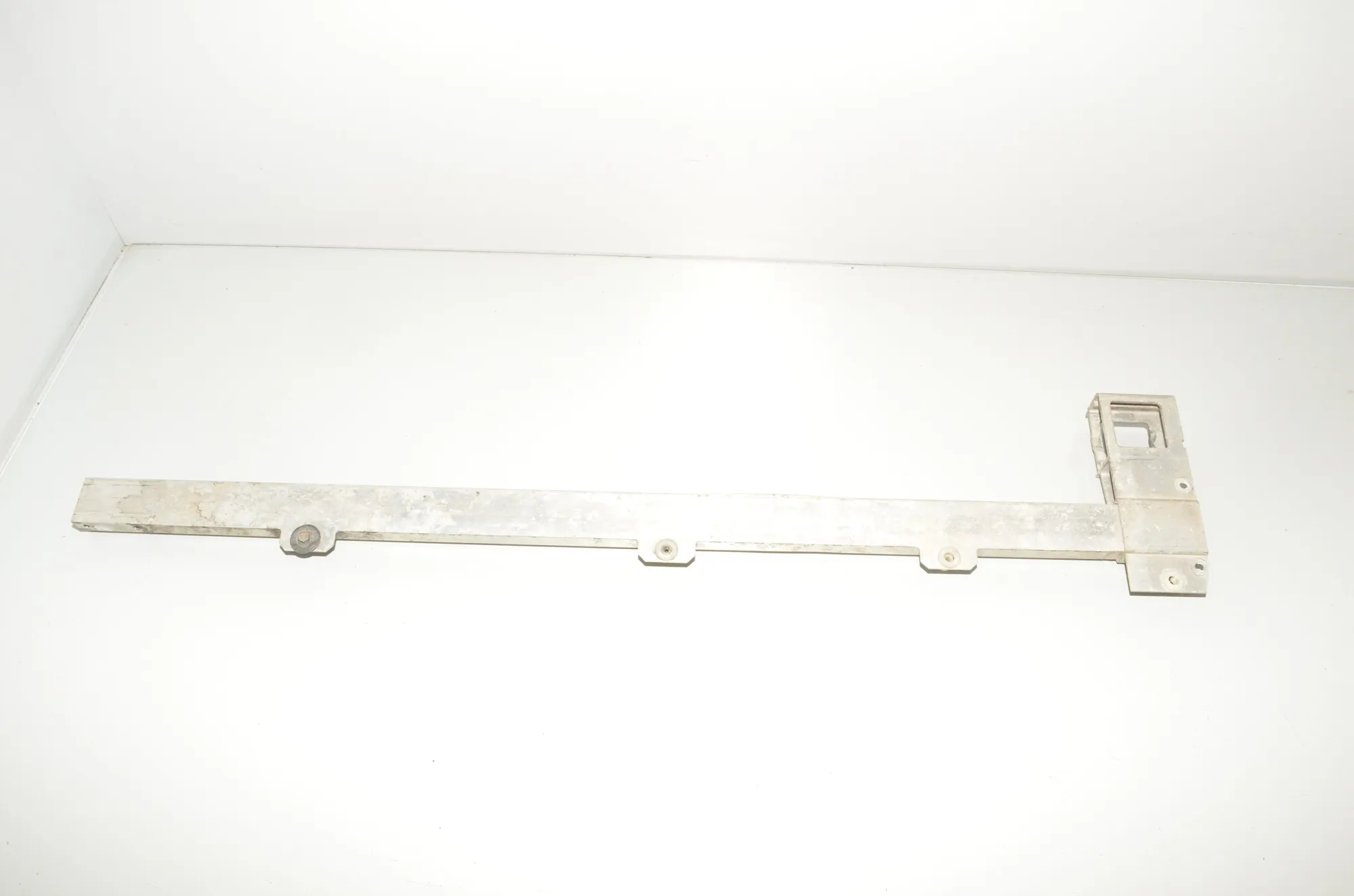 Other Body Parts – OEM 7301605 · BMW X1 (F48) BMW X1 (F48) sDrive 18 d 2016 – 3
