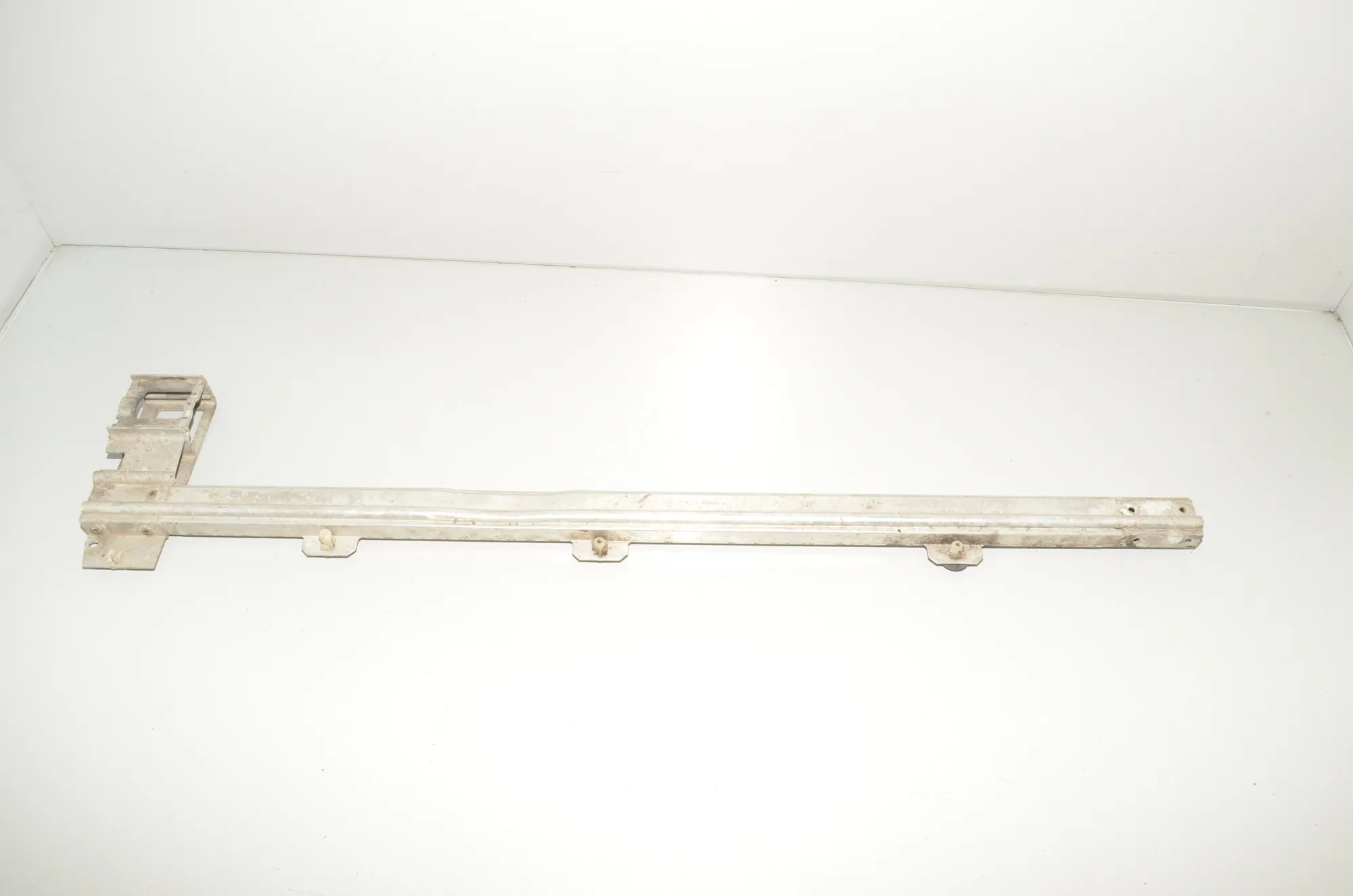 Other Body Parts – OEM 7301605 · BMW X1 (F48) BMW X1 (F48) sDrive 18 d 2016