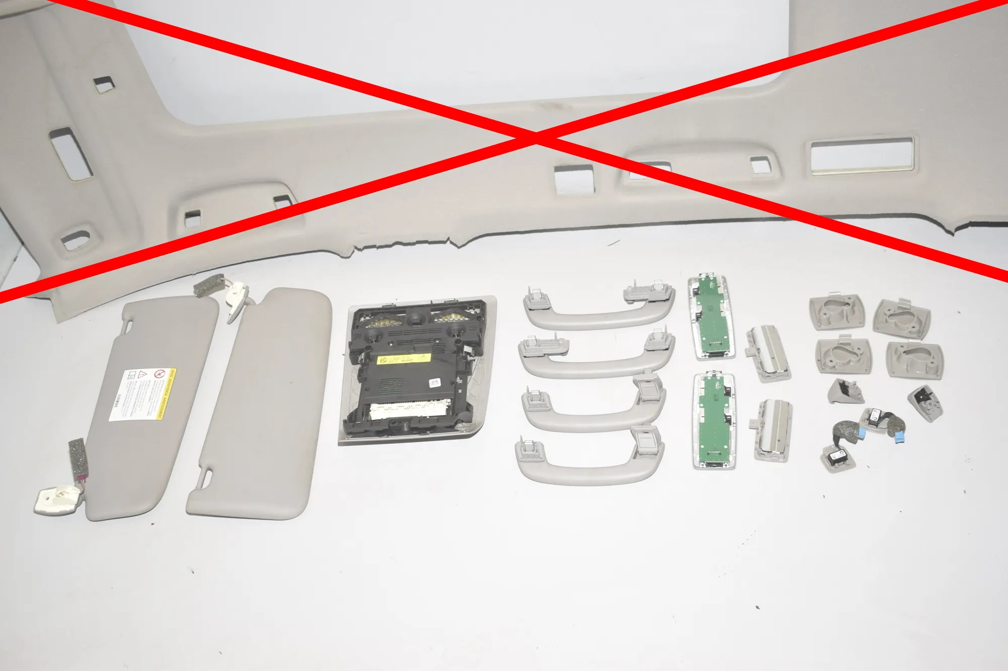 Interior Side Pillars Trim Kit – OEM 89608831 · BMW 5 Touring (F11) 530 d xDrive 2013 – 5
