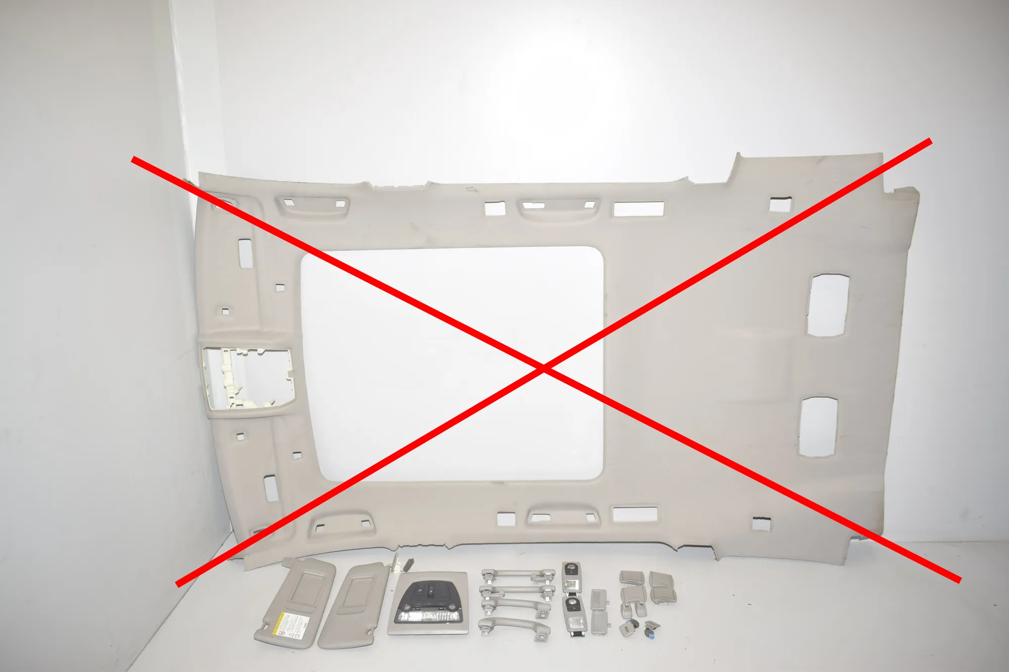 Interior Side Pillars Trim Kit – OEM 89608831 · BMW 5 Touring (F11) 530 d xDrive 2013 – 4