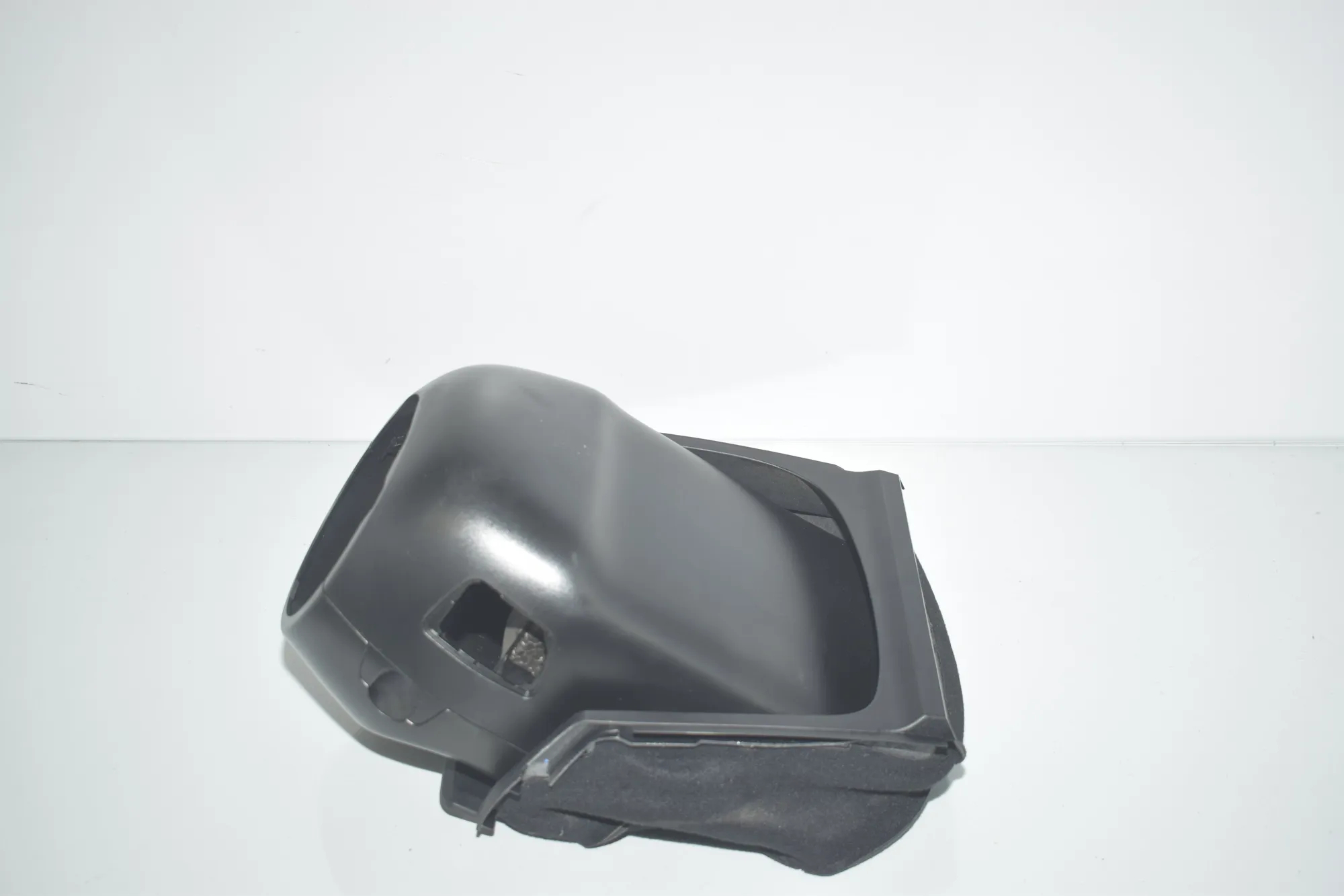 Steering Mechanism Trim – OEM 9220824 · BMW 5 Touring (F11) 530 d xDrive 2013 – 2