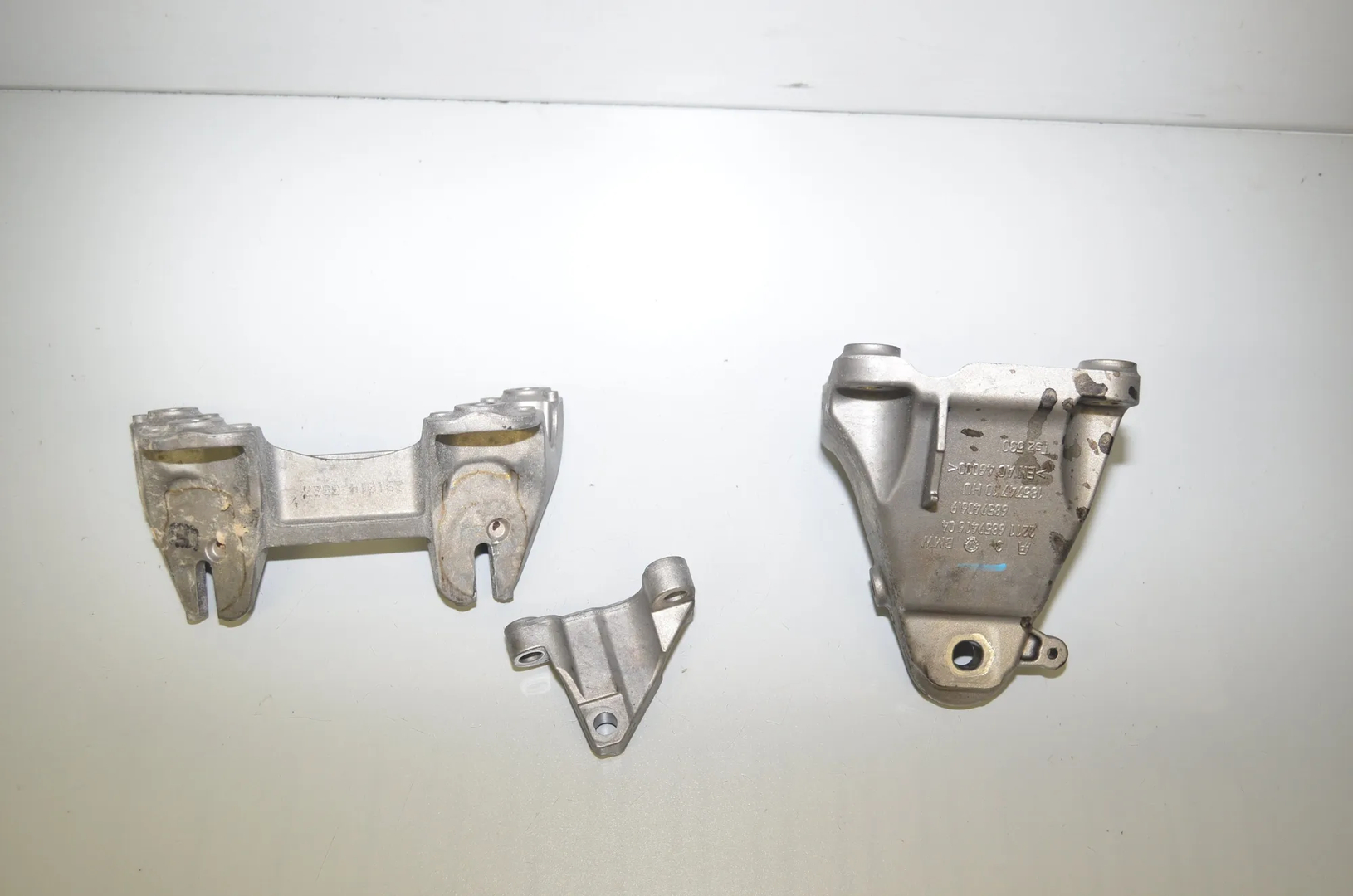 Left Side Engine Bracket – OEM 6859416 · BMW 2 Cabrio (F23) 220 d 2015 – 3