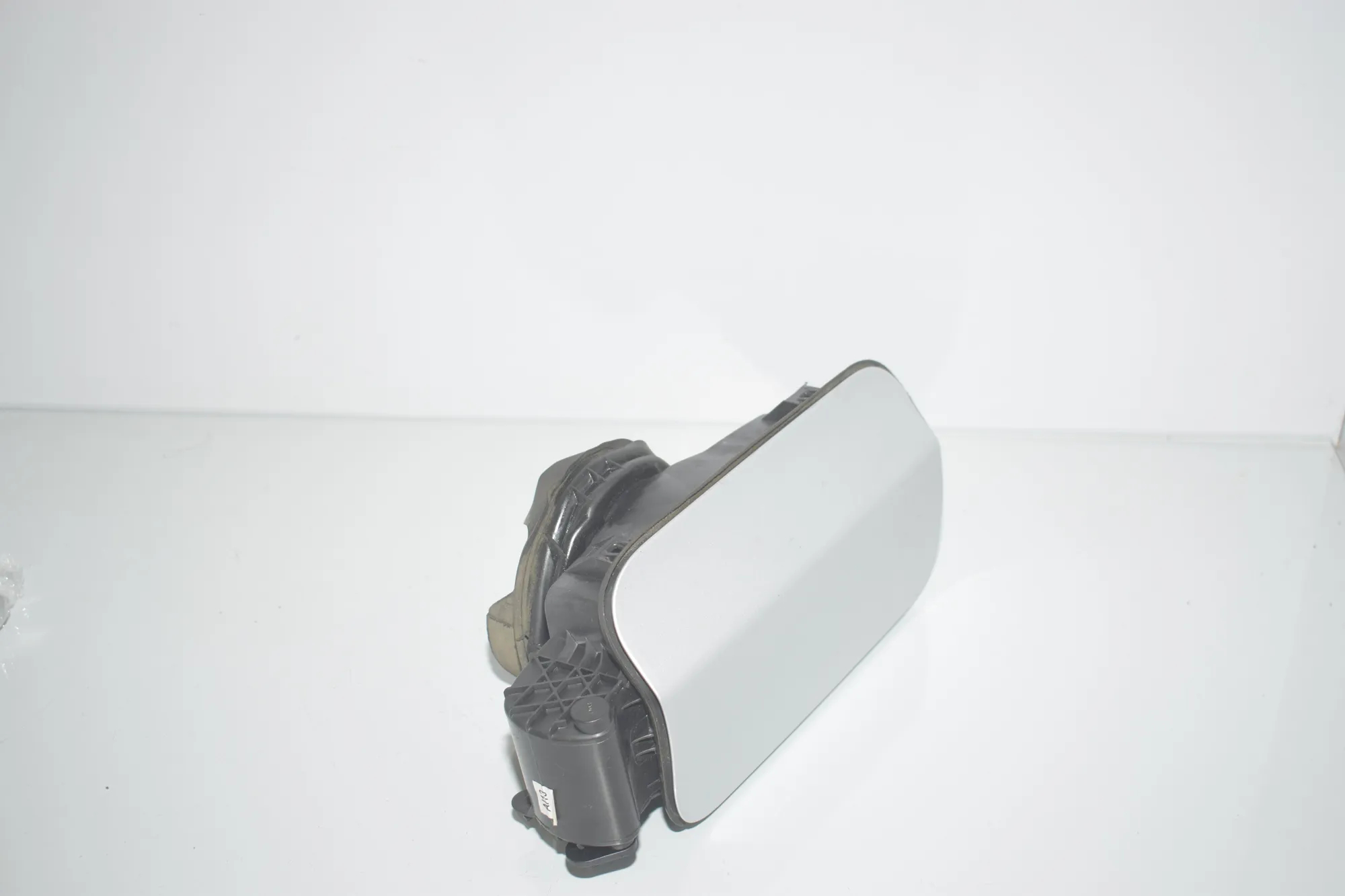 Fuel Tank Flap Cap – OEM 7217767 · BMW 5 Touring (F11) 530 d xDrive 2013 – 2