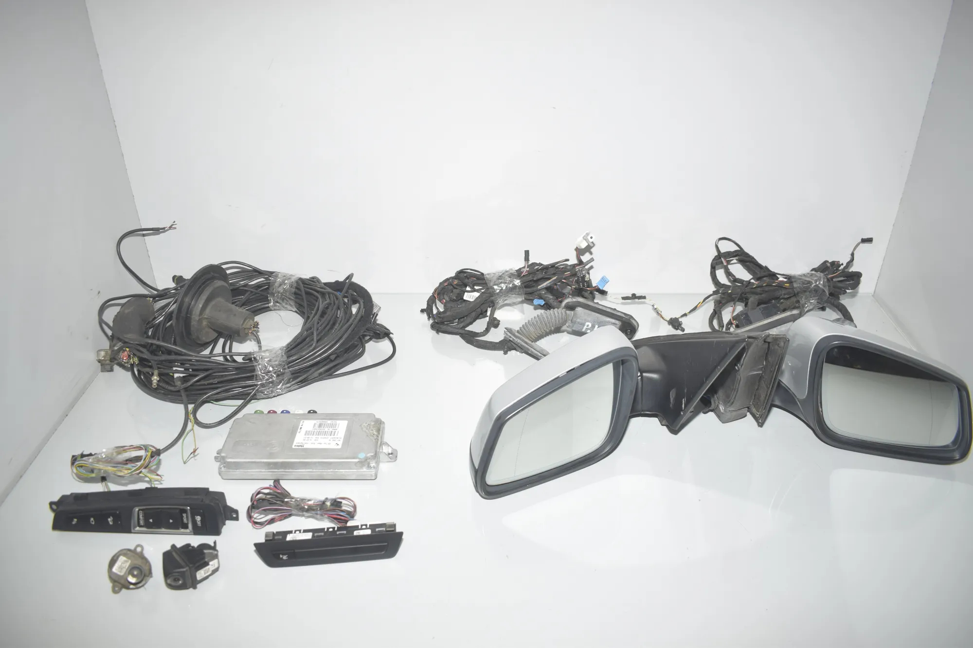 Wing Mirror Kit – OEM 9240352 · BMW 5 Touring (F11) 530 d xDrive 2013 – 2
