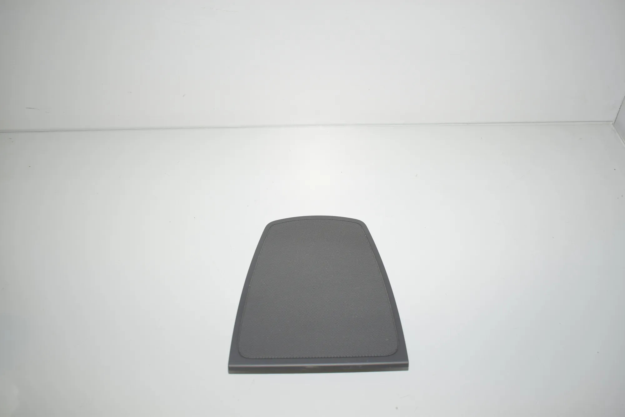 Loudspeaker Cover – OEM 9166643 · BMW 5 Touring (F11) 530 d xDrive 2013