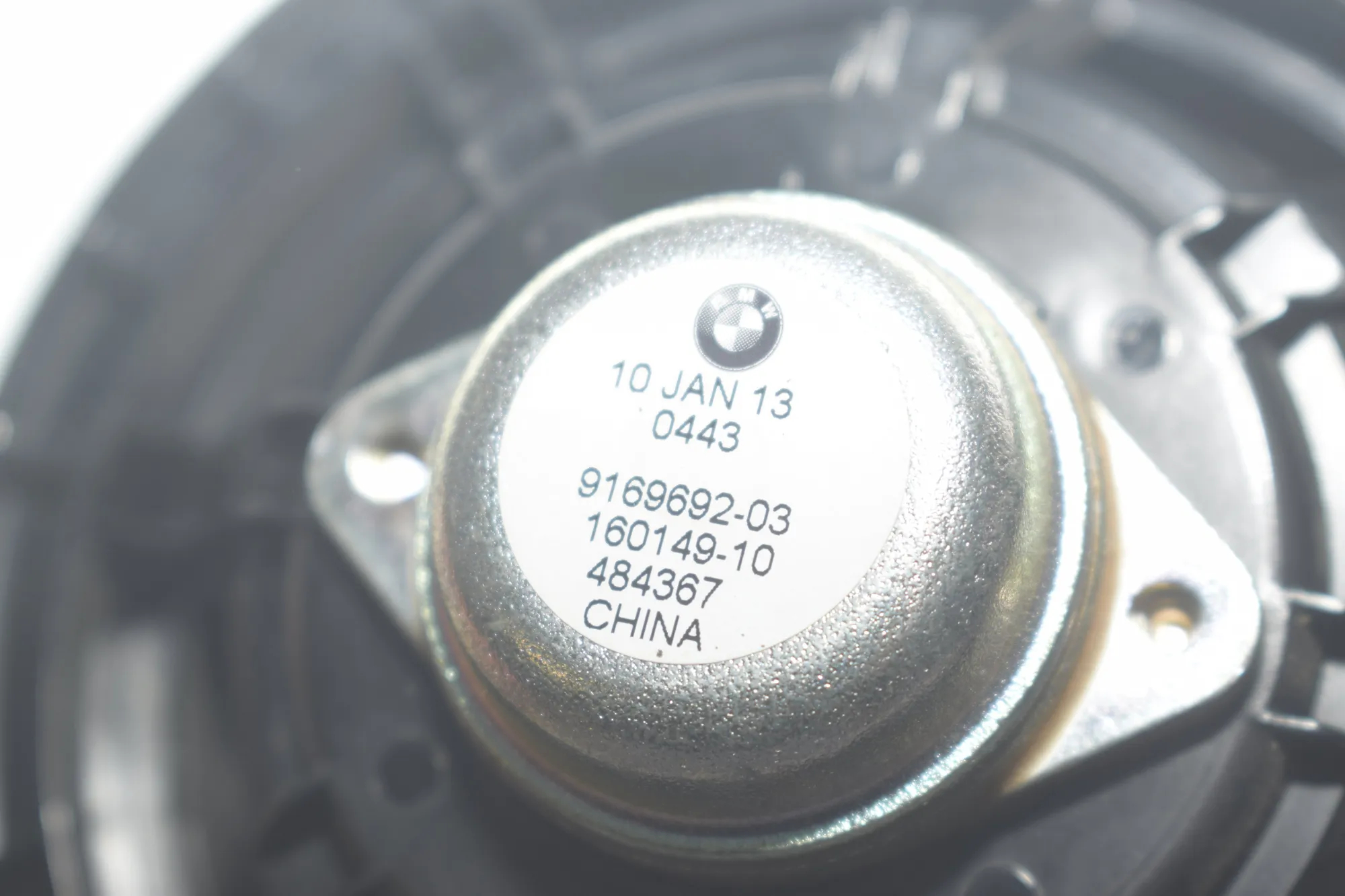 Front Left Door Speaker – OEM 9169692 · BMW 5 Touring (F11) 530 d xDrive 2013 – 5