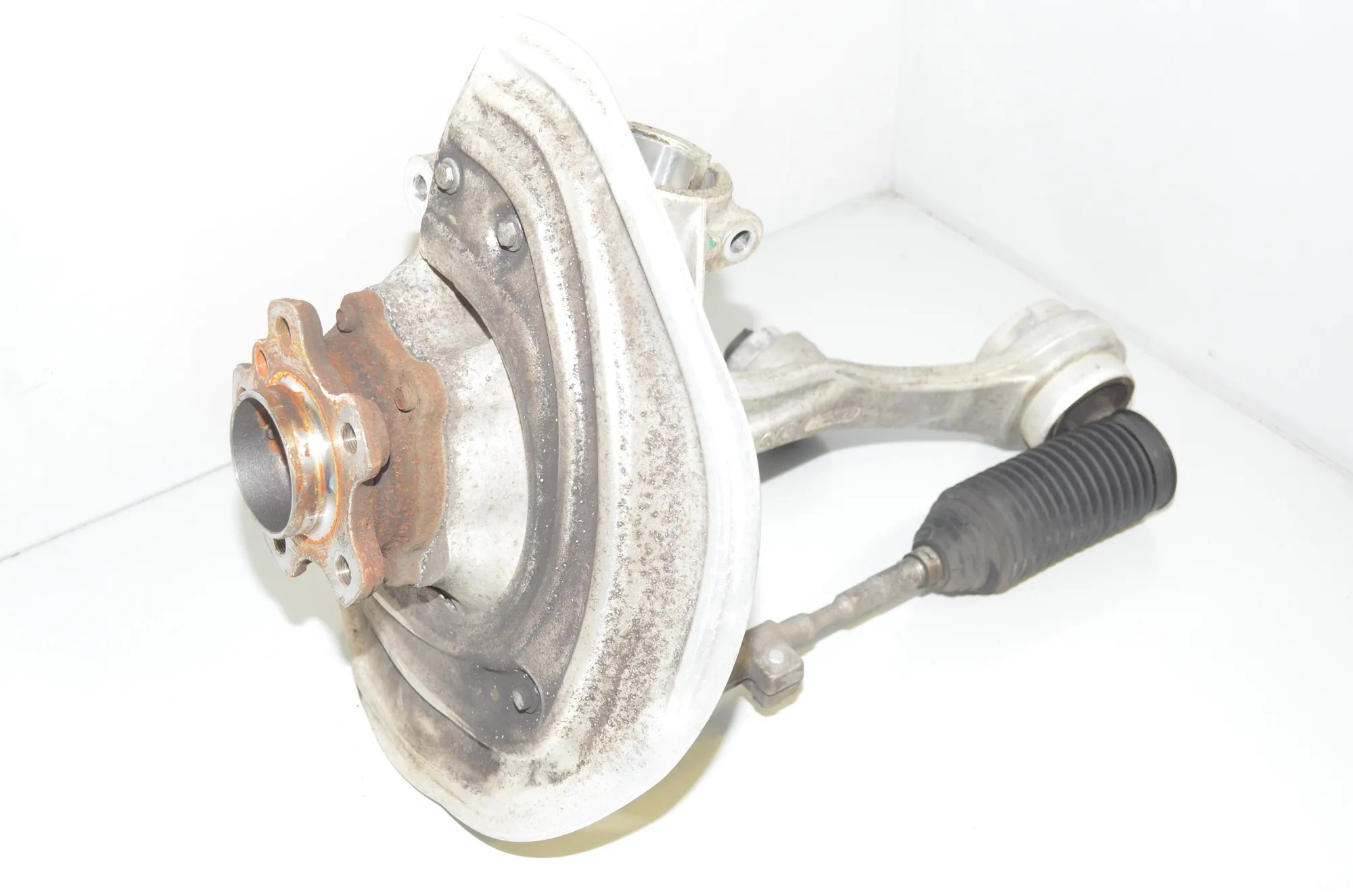 Front Right Wheel Hub – OEM 6878610 · BMW 3 Touring (G21) (2019 - -) 330 e Plug-in-Hybrid 2021