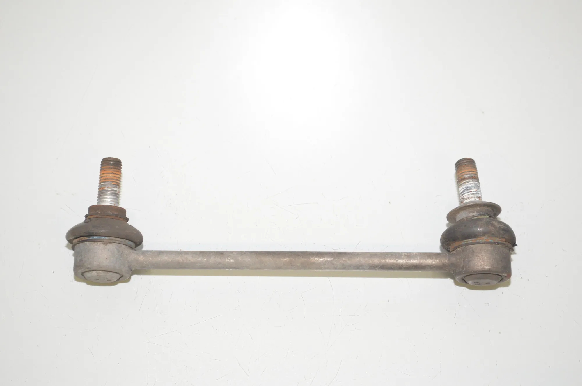 Rear Right Stabilizer Link – OEM 6786429 · BMW 5 Touring (F11) 530 d 2015 – 4