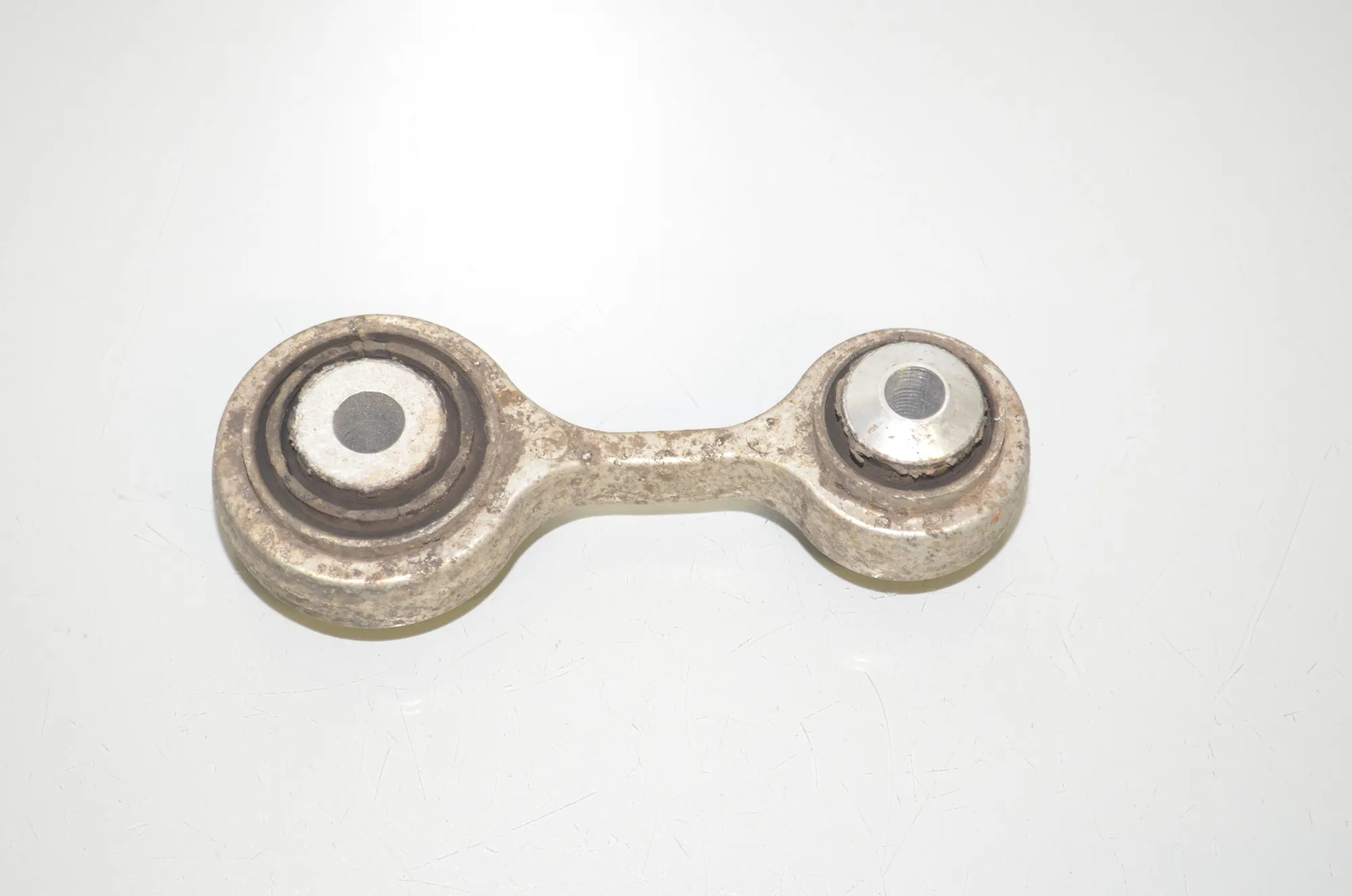 Rear Right Control Arm – OEM 6775683 · BMW 5 Touring (F11) 530 d 2015 – 4