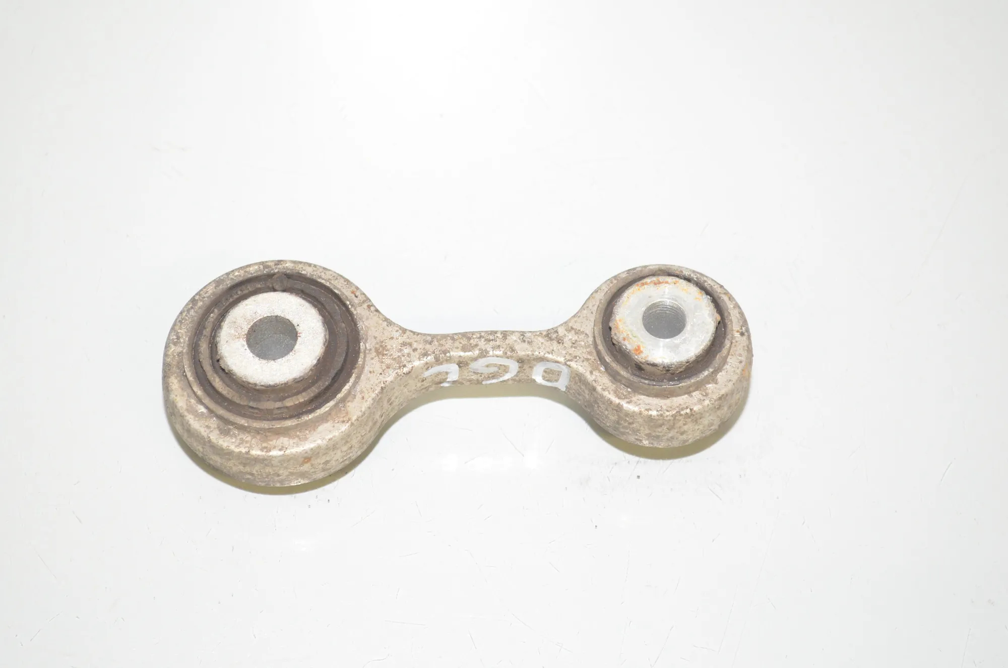 Rear Right Control Arm – OEM 6775683 · BMW 5 Touring (F11) 530 d 2015 – 3
