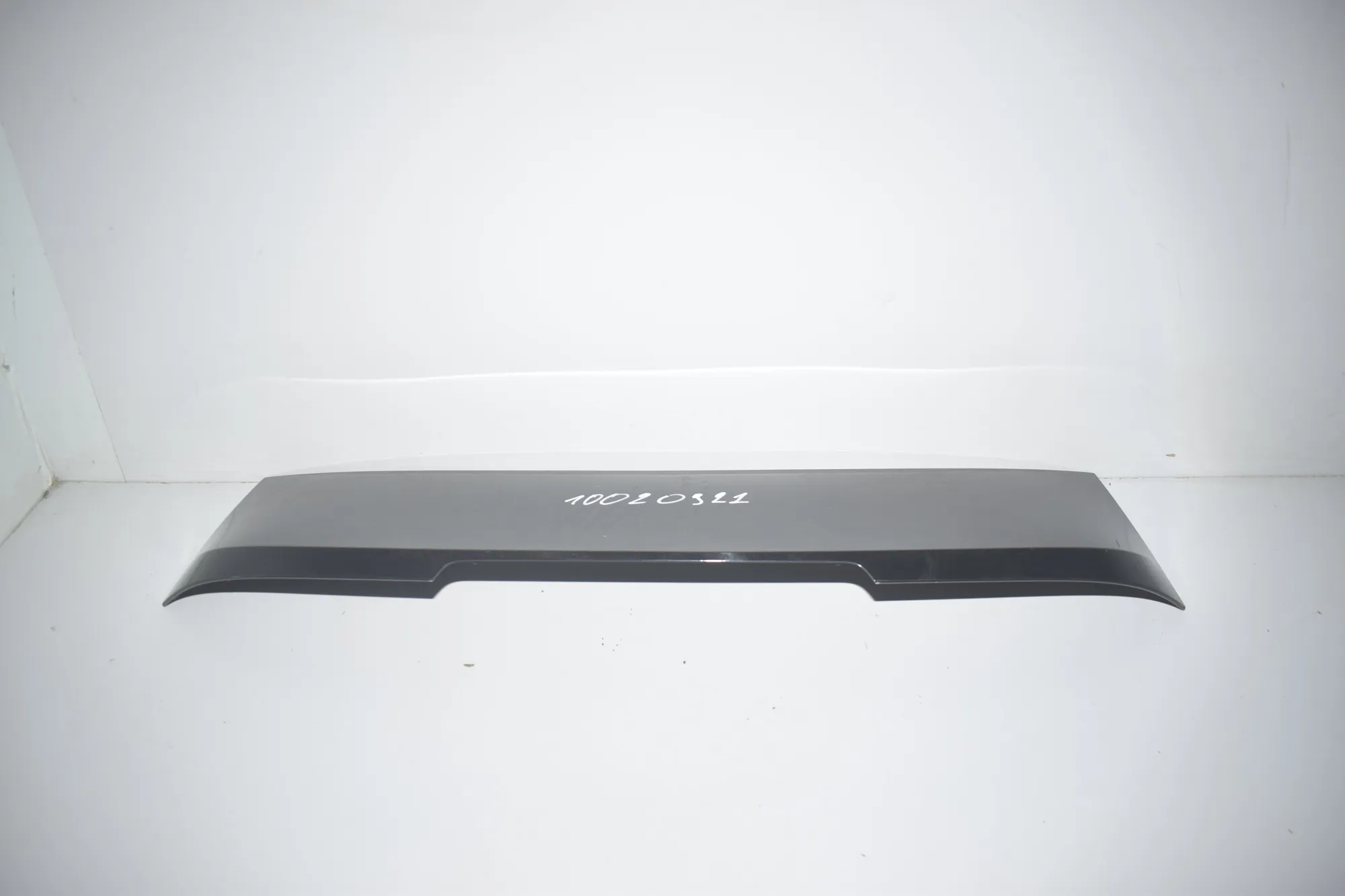 Tailgate Bootlid Spoiler – OEM 7305042 · BMW i3 (I01) Hybrid 2018