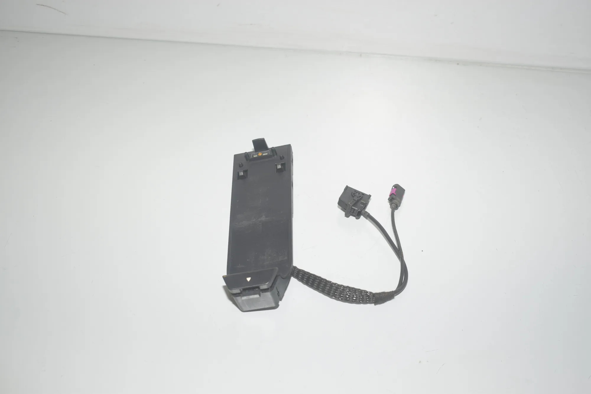 Phone Control Unit – OEM 9215827 · BMW 5 Touring (F11) 530 d xDrive 2013 – 4