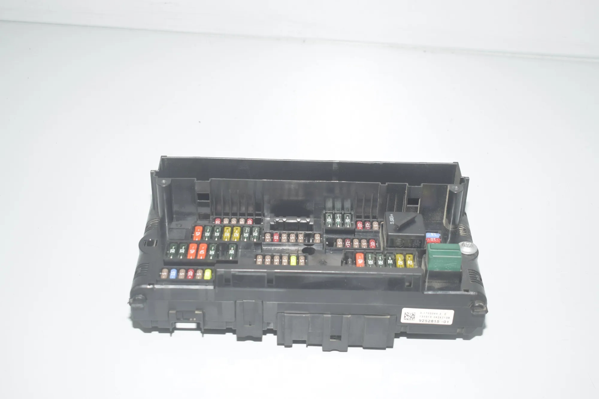 Fuse Box – OEM 9252815 · BMW 5 Touring (F11) 530 d xDrive 2013