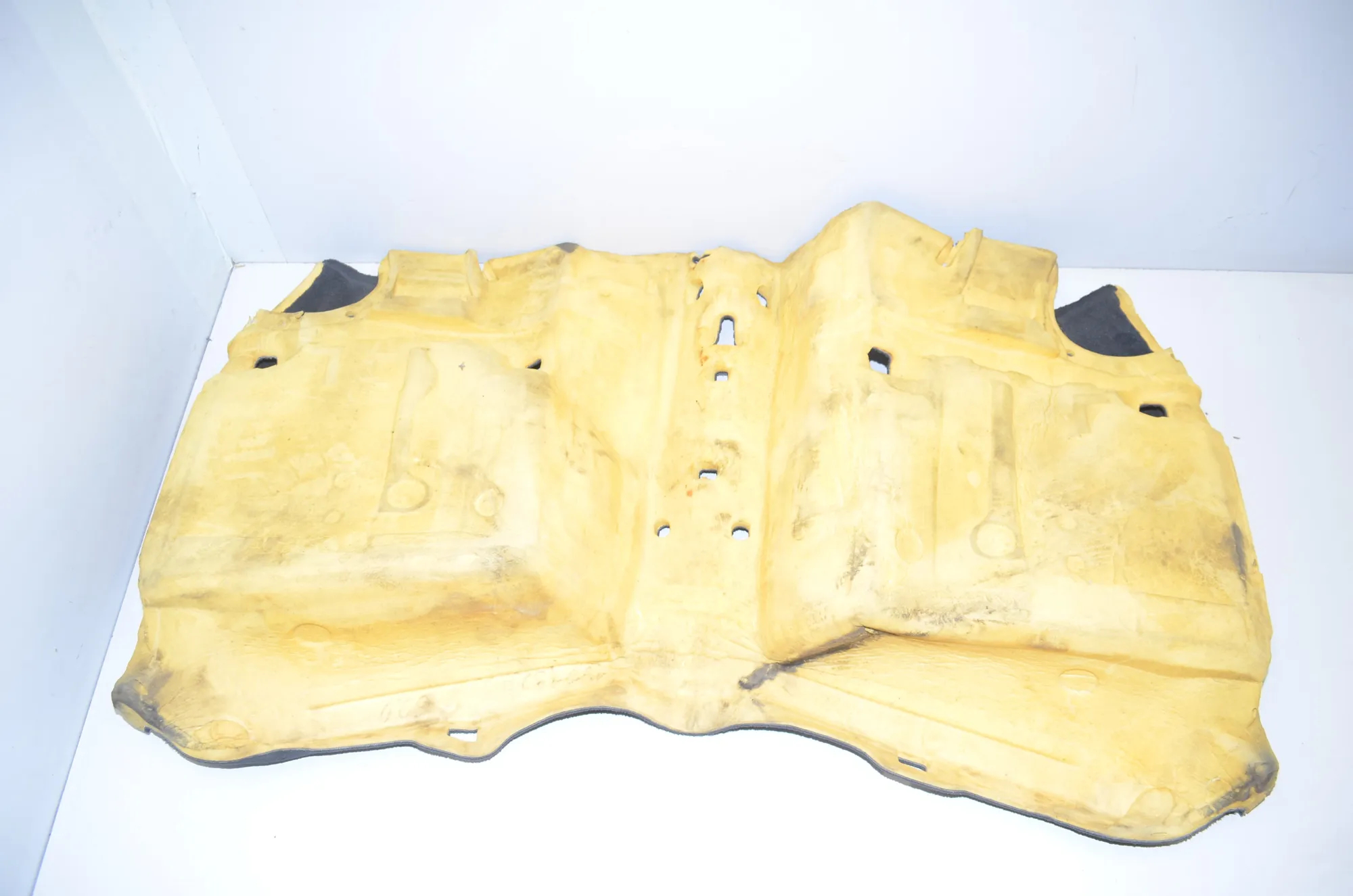 Interior Mat – OEM 7483082 · BMW 3 (G20, G28) (2018 - -) 330 e 2021 – 4
