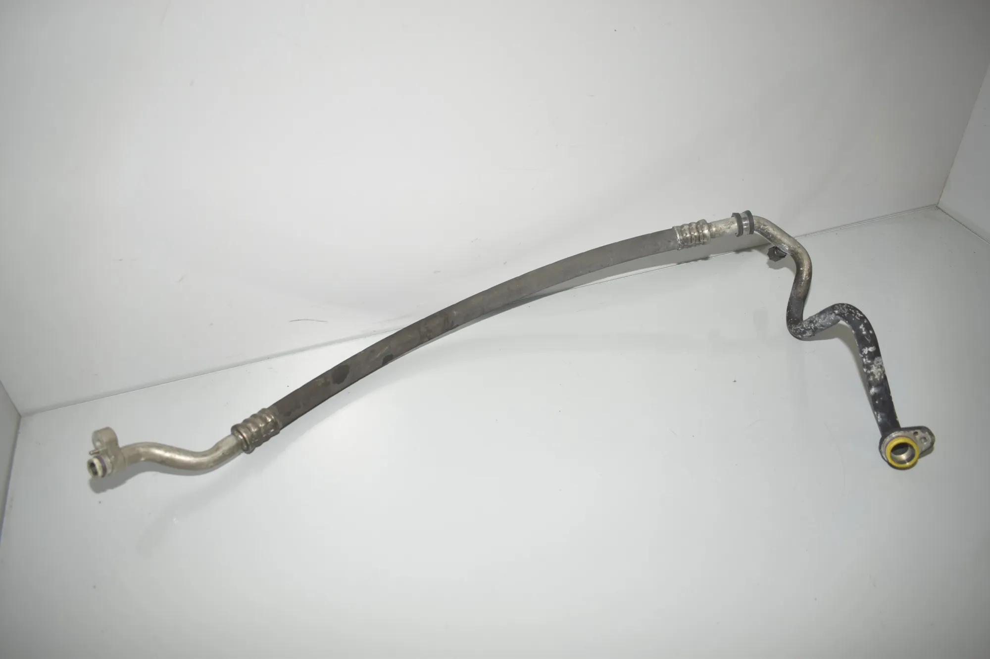 A/C Air Con Hose Pipe – OEM 9248521 · BMW 5 Touring (F11) 530 d xDrive 2013 – 4