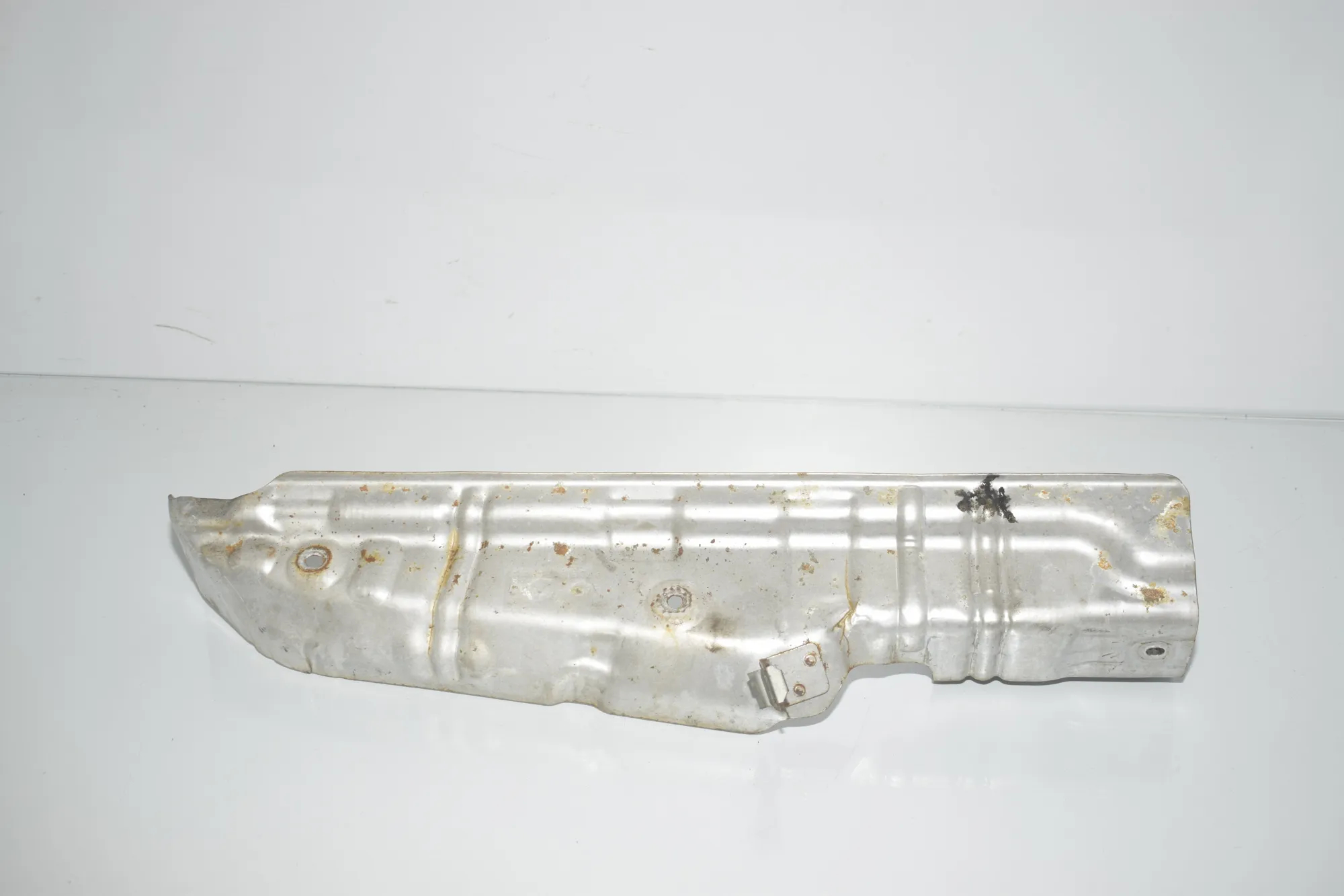 Heat Protection – OEM 8511809 · BMW 5 Touring (F11) 530 d xDrive 2013