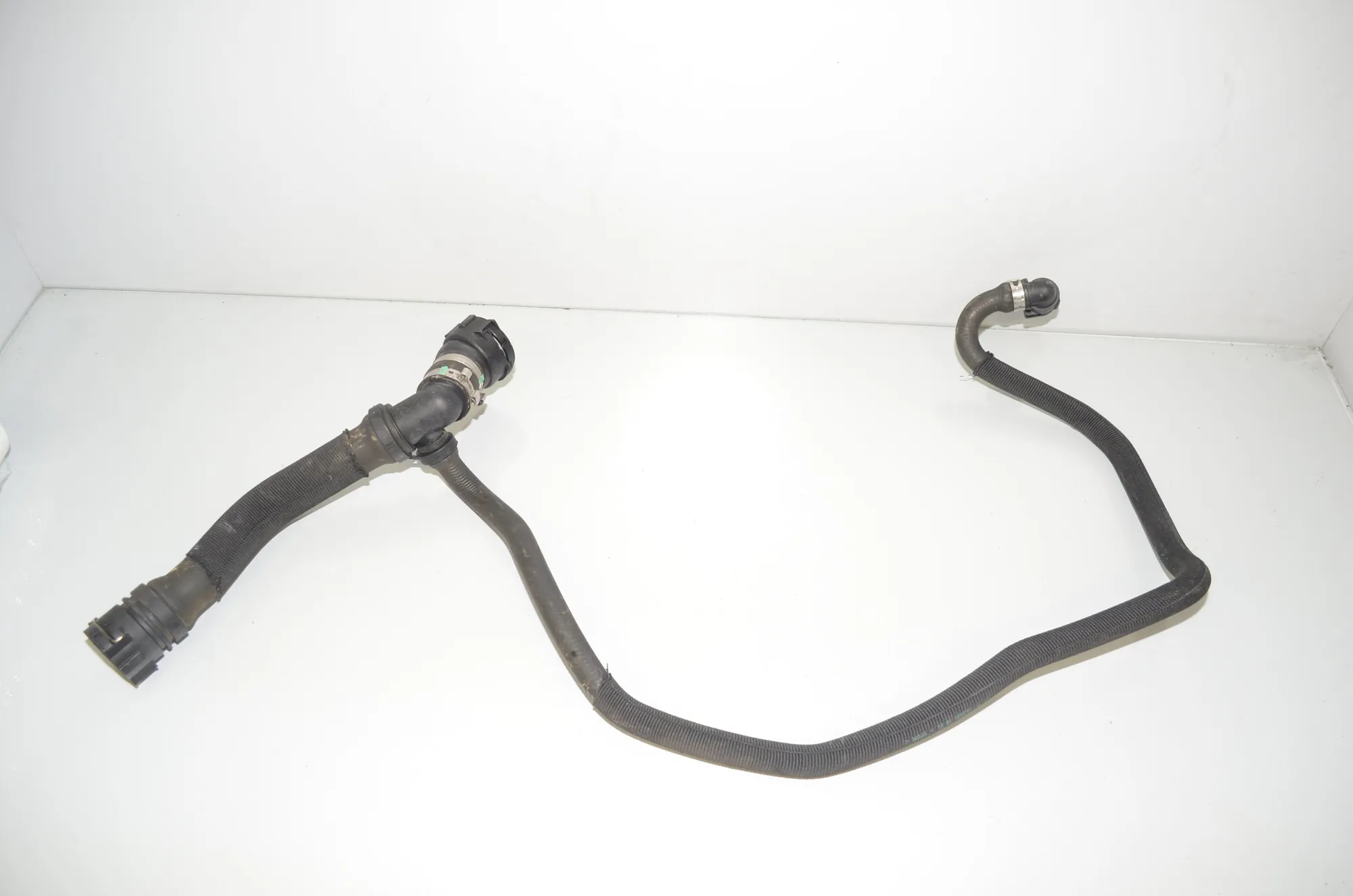 Coolant Hose Pipe – OEM 7623673 · BMW i3 (I01) Hybrid 2018 – 3