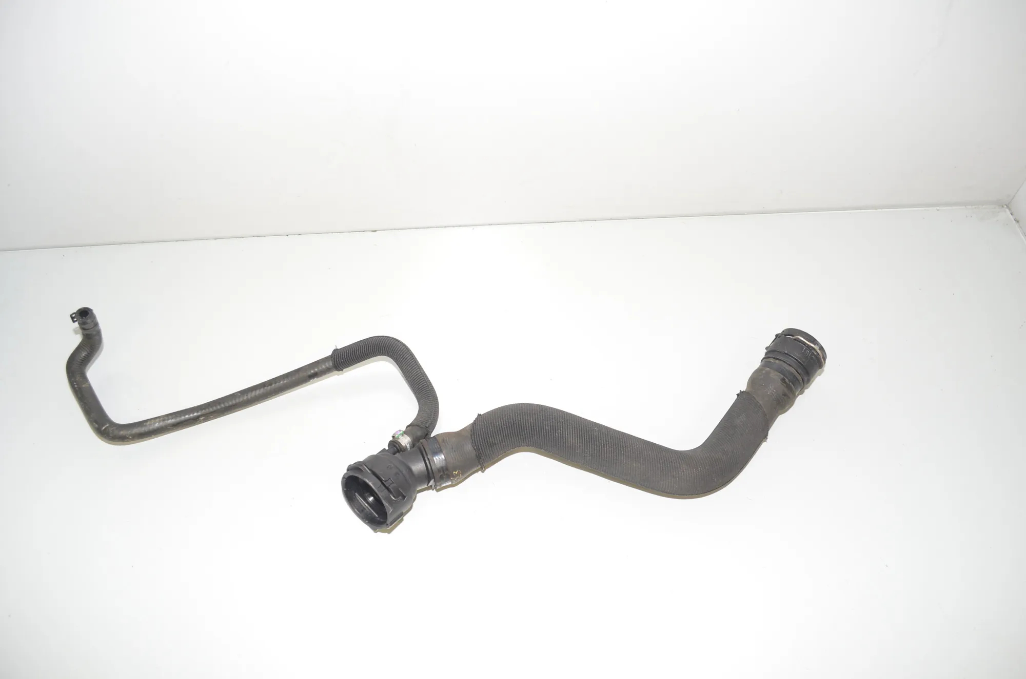 Coolant Hose Pipe – OEM 8611672 · BMW i3 (I01) Hybrid 2018 – 4