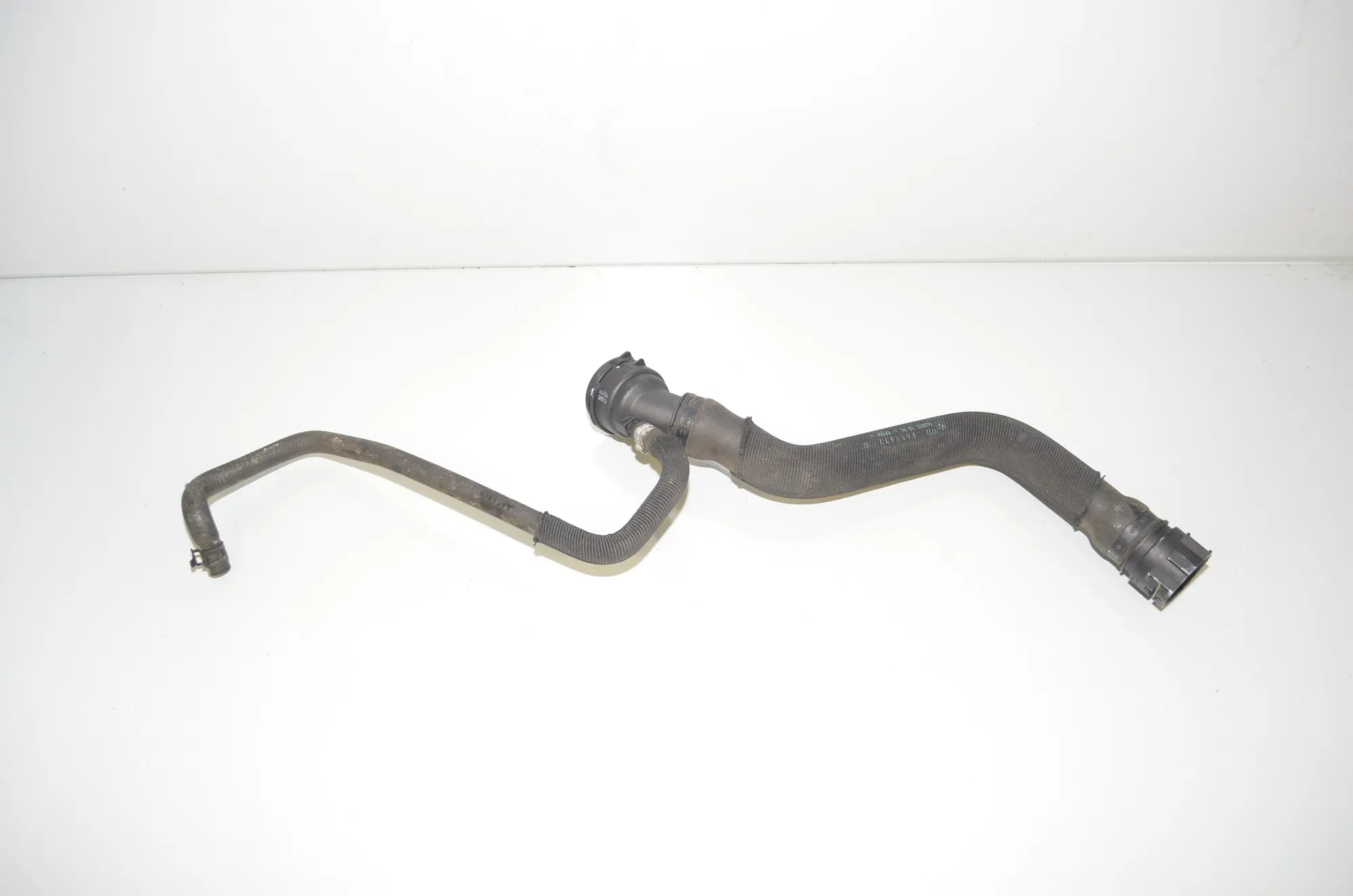 Coolant Hose Pipe – OEM 8611672 · BMW i3 (I01) Hybrid 2018