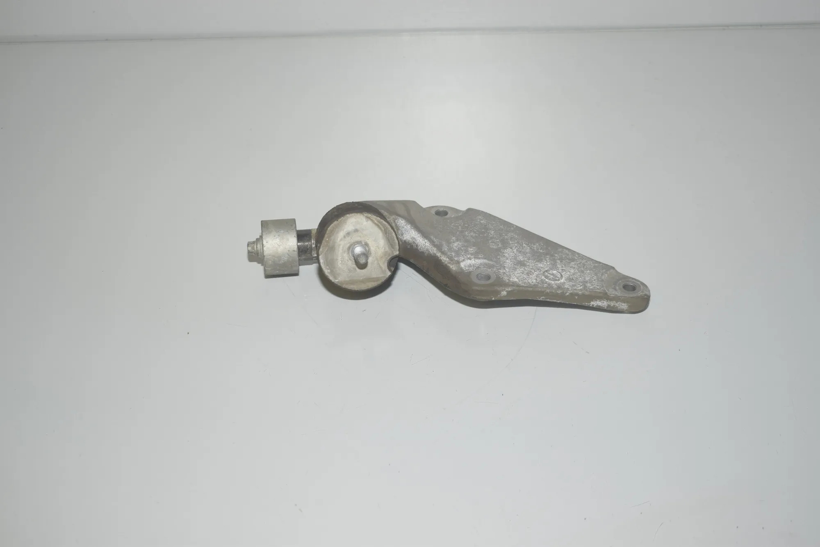 Gearbox Mount Bracket – OEM 6788559 · BMW 5 Touring (F11) 530 d xDrive 2013