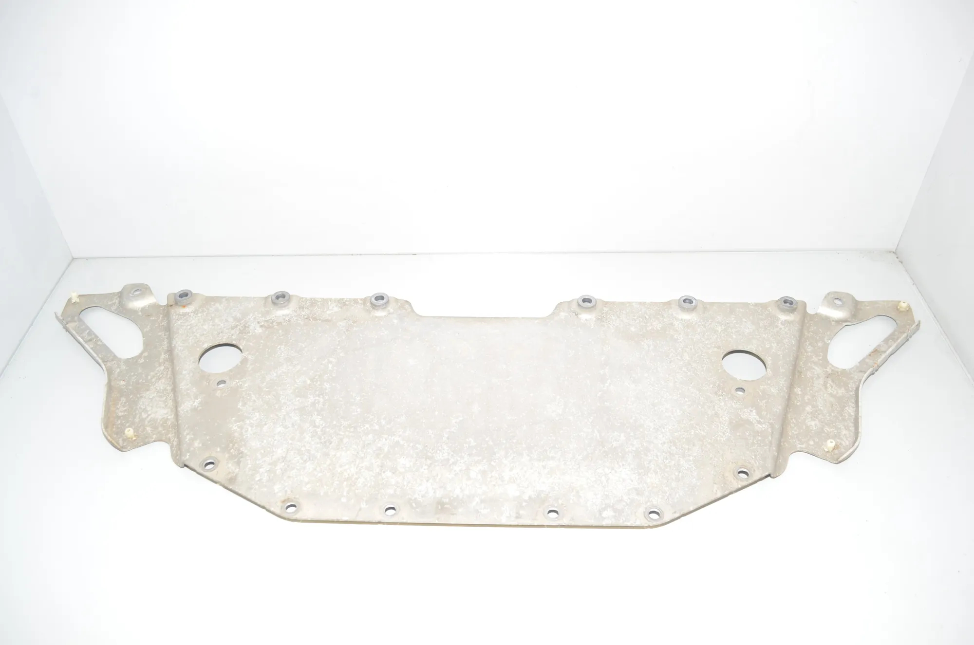 Other Underbody Cover – OEM 6858282 · BMW i3 (I01) Hybrid 2018
