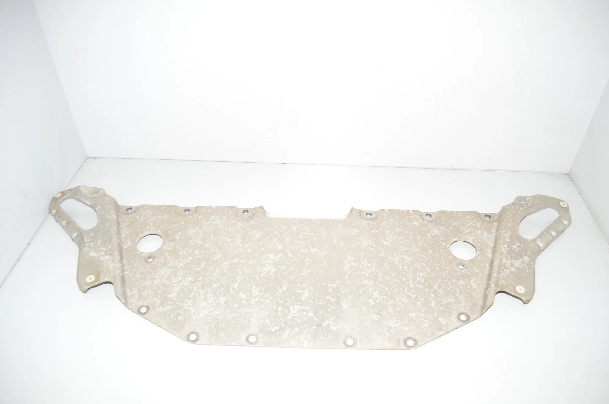 Other Underbody Cover – OEM 6858282 · BMW i3 (I01) Hybrid 2018 – 3